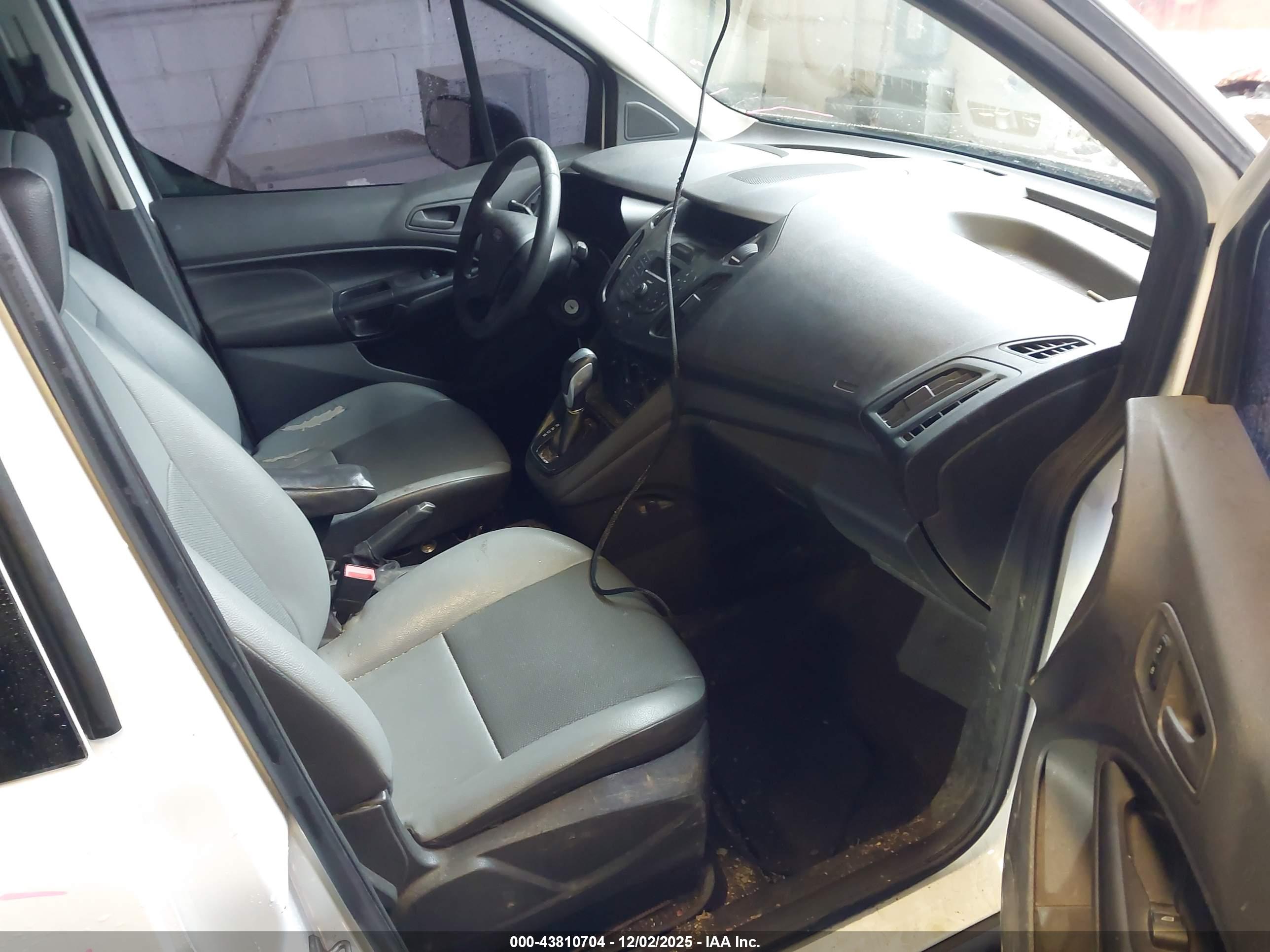 FORD TRANSIT image 5