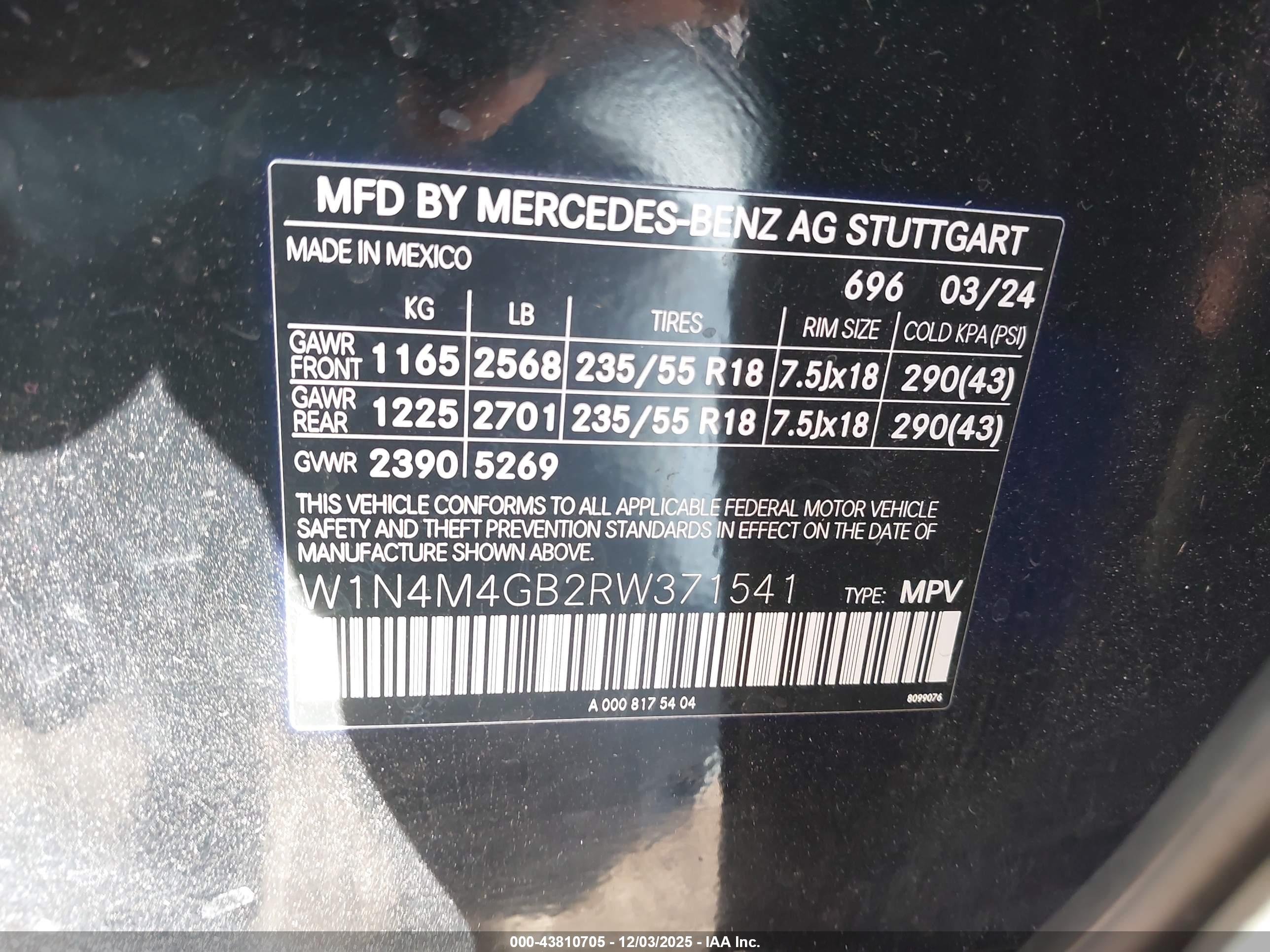 MERCEDES-BENZ GLB image 9