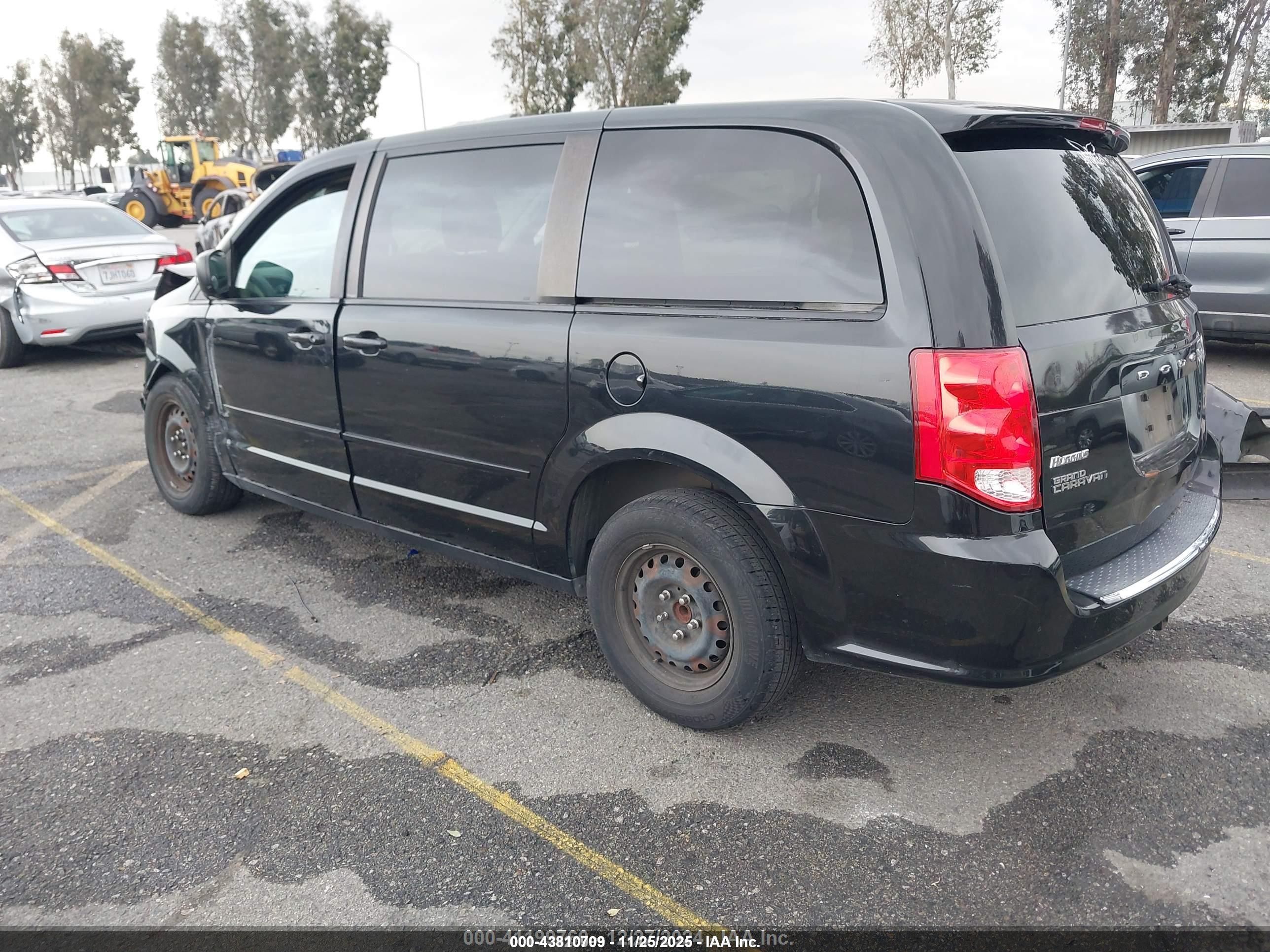 DODGE GRAND image 3