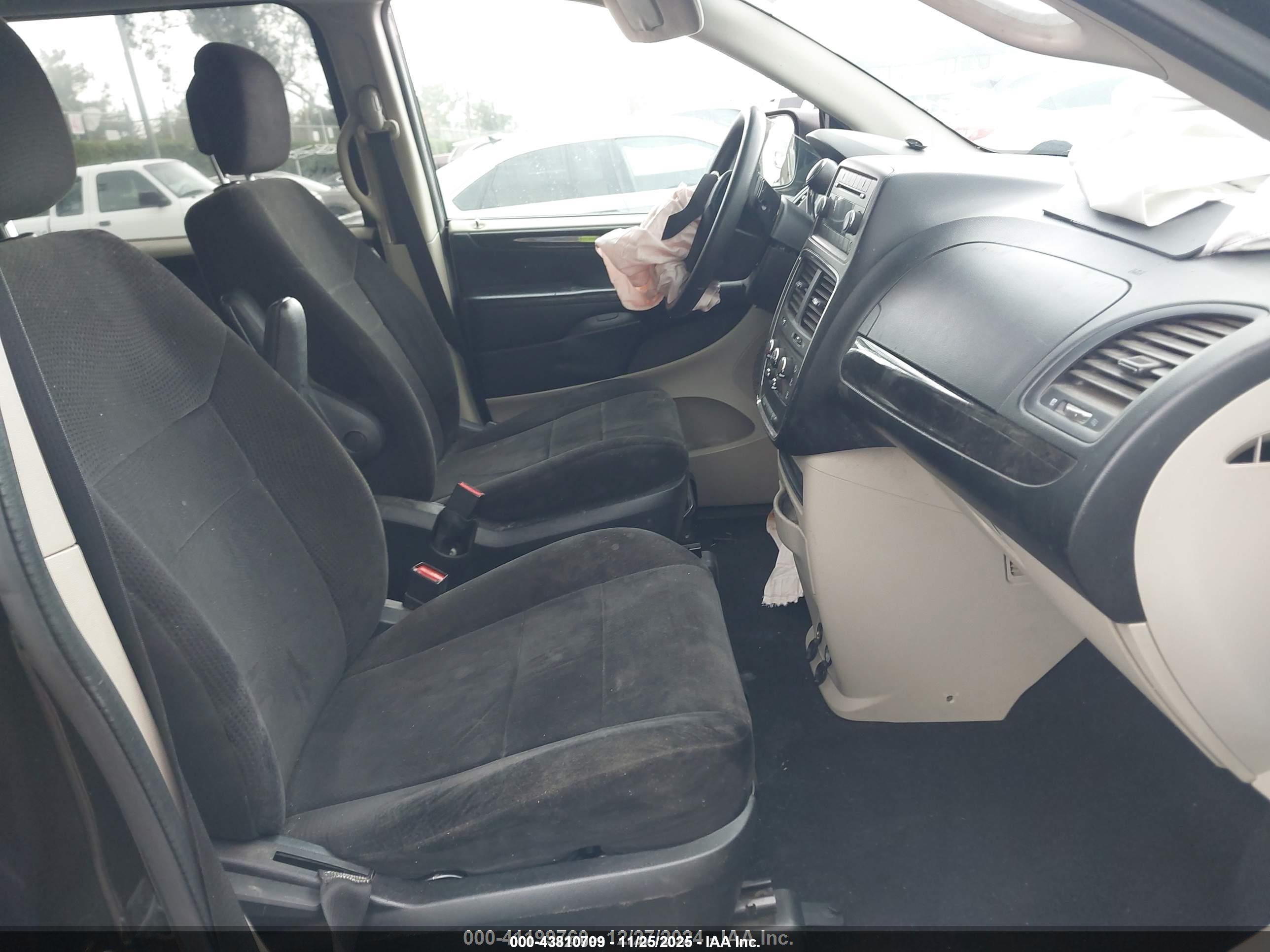 DODGE GRAND image 5
