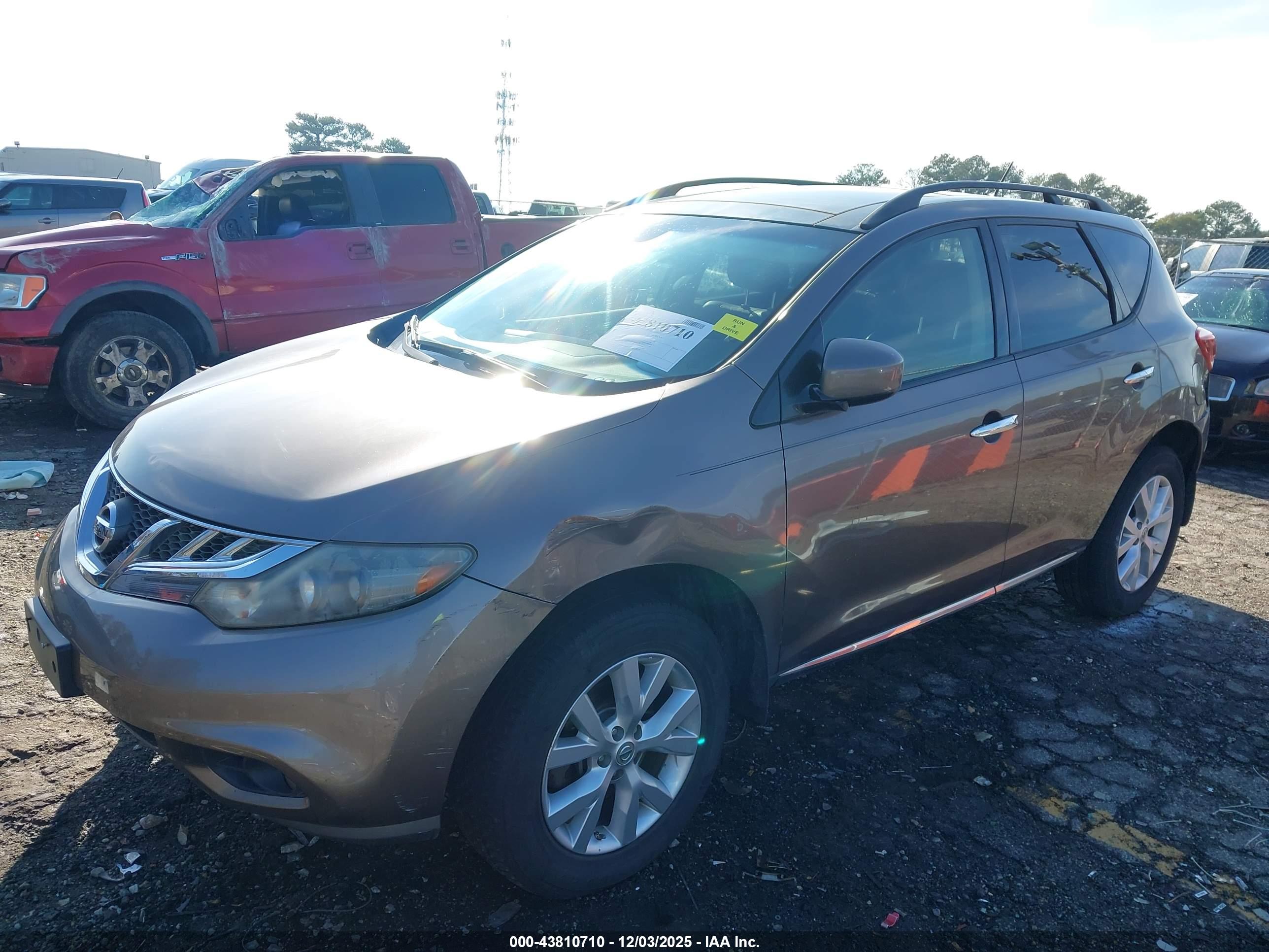 NISSAN MURANO image 6
