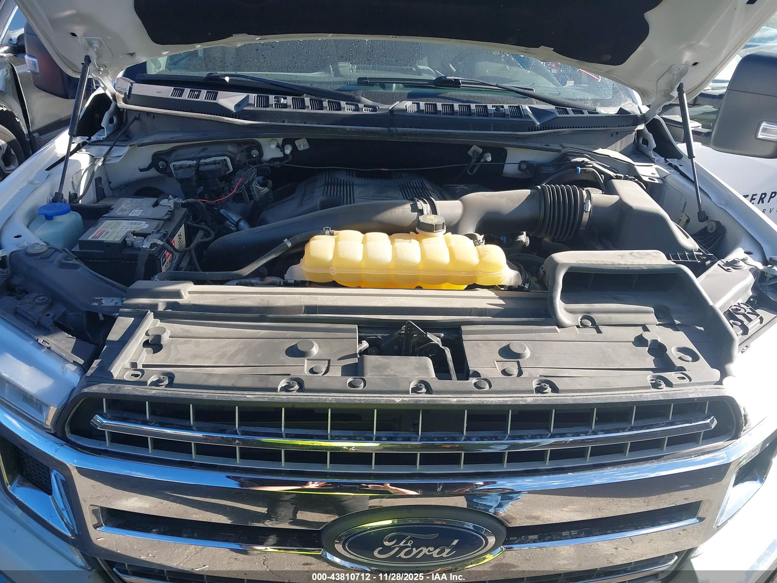 FORD F-150 image 10