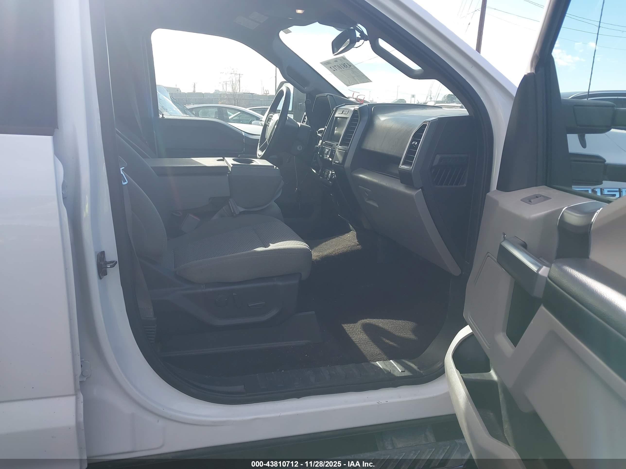FORD F-150 image 5