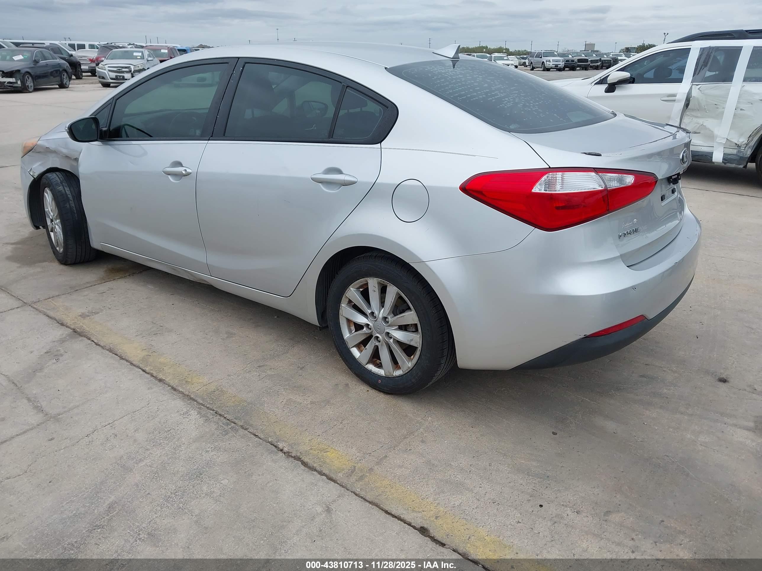 KIA FORTE image 3