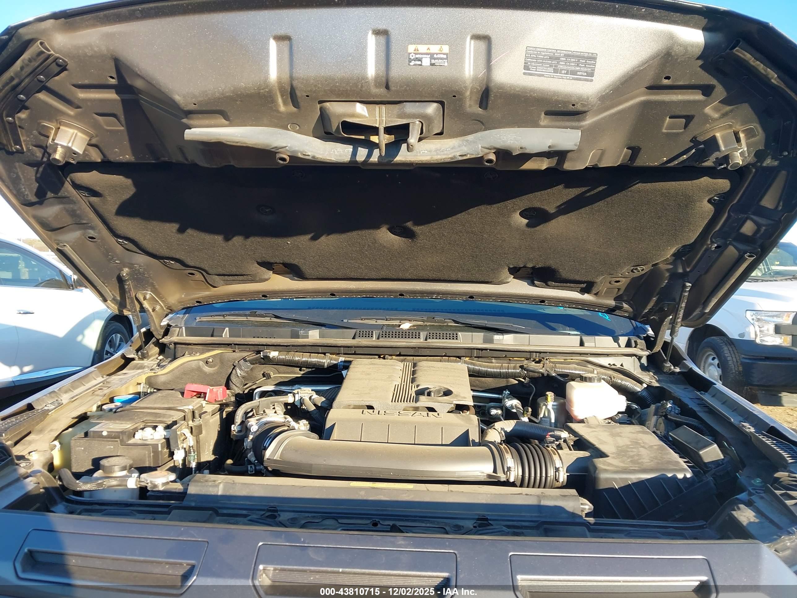 NISSAN FRONTIER image 10