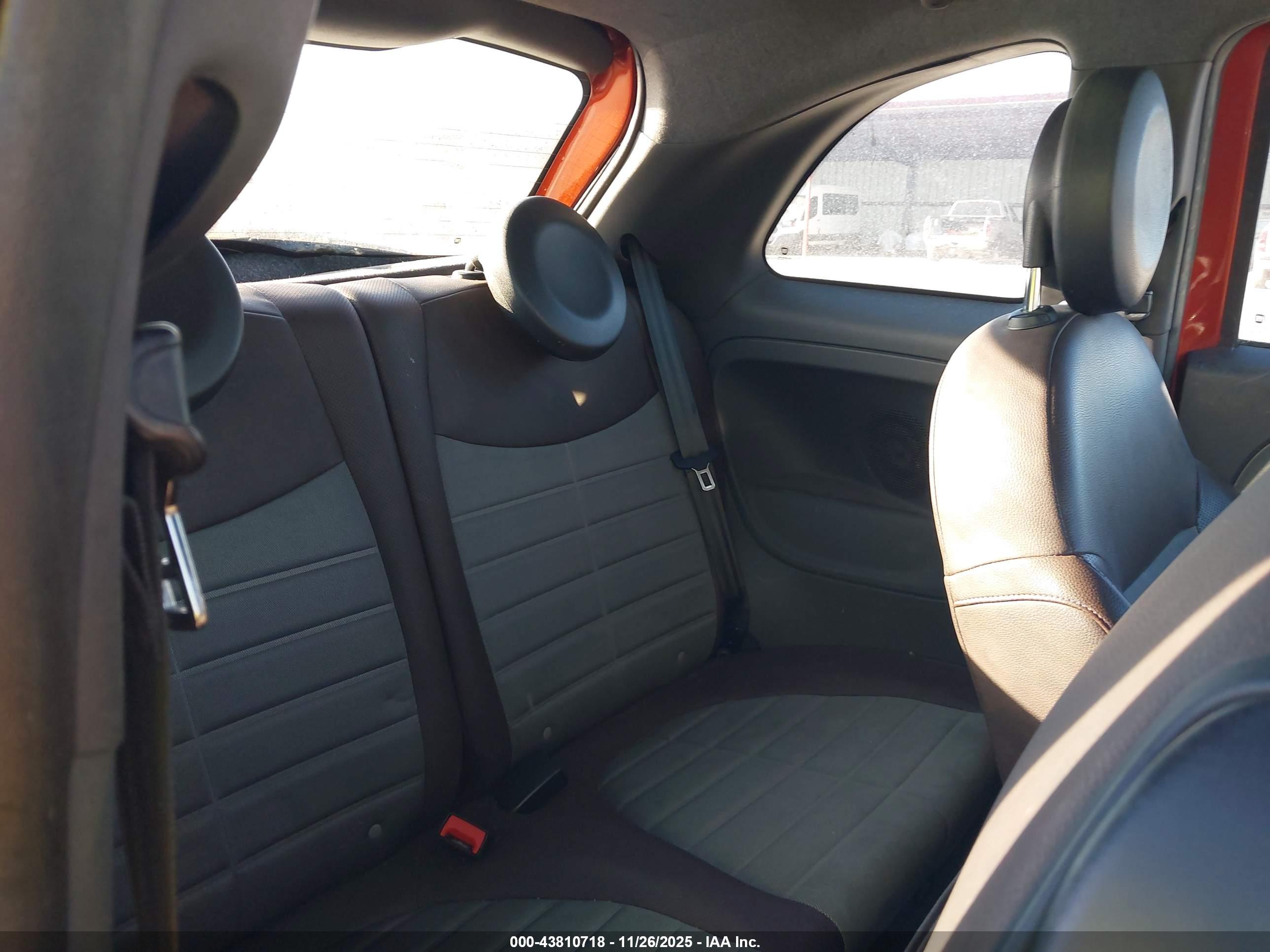 FIAT 500 image 8