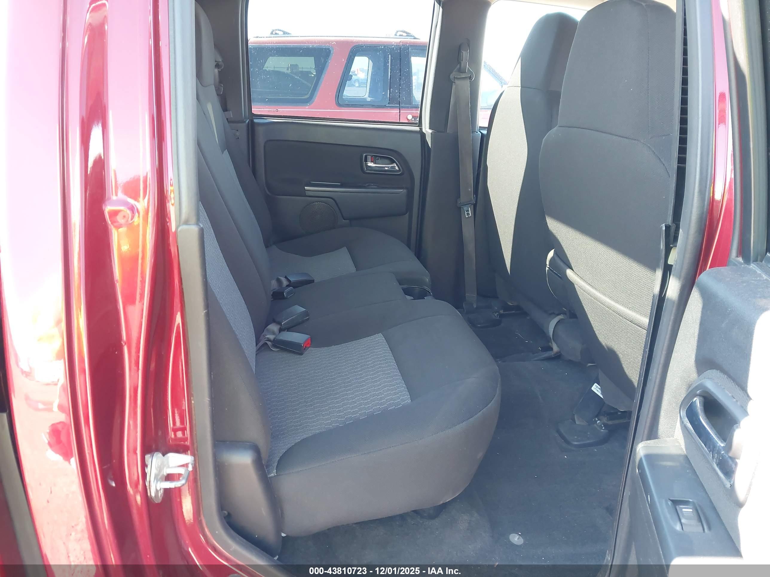GMC CANYON image 8