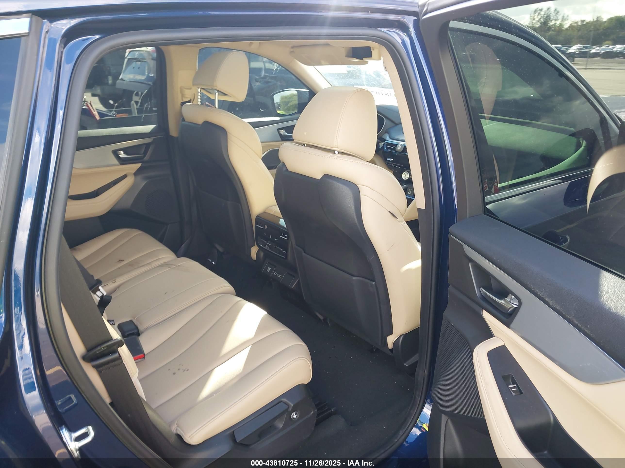ACURA MDX image 8