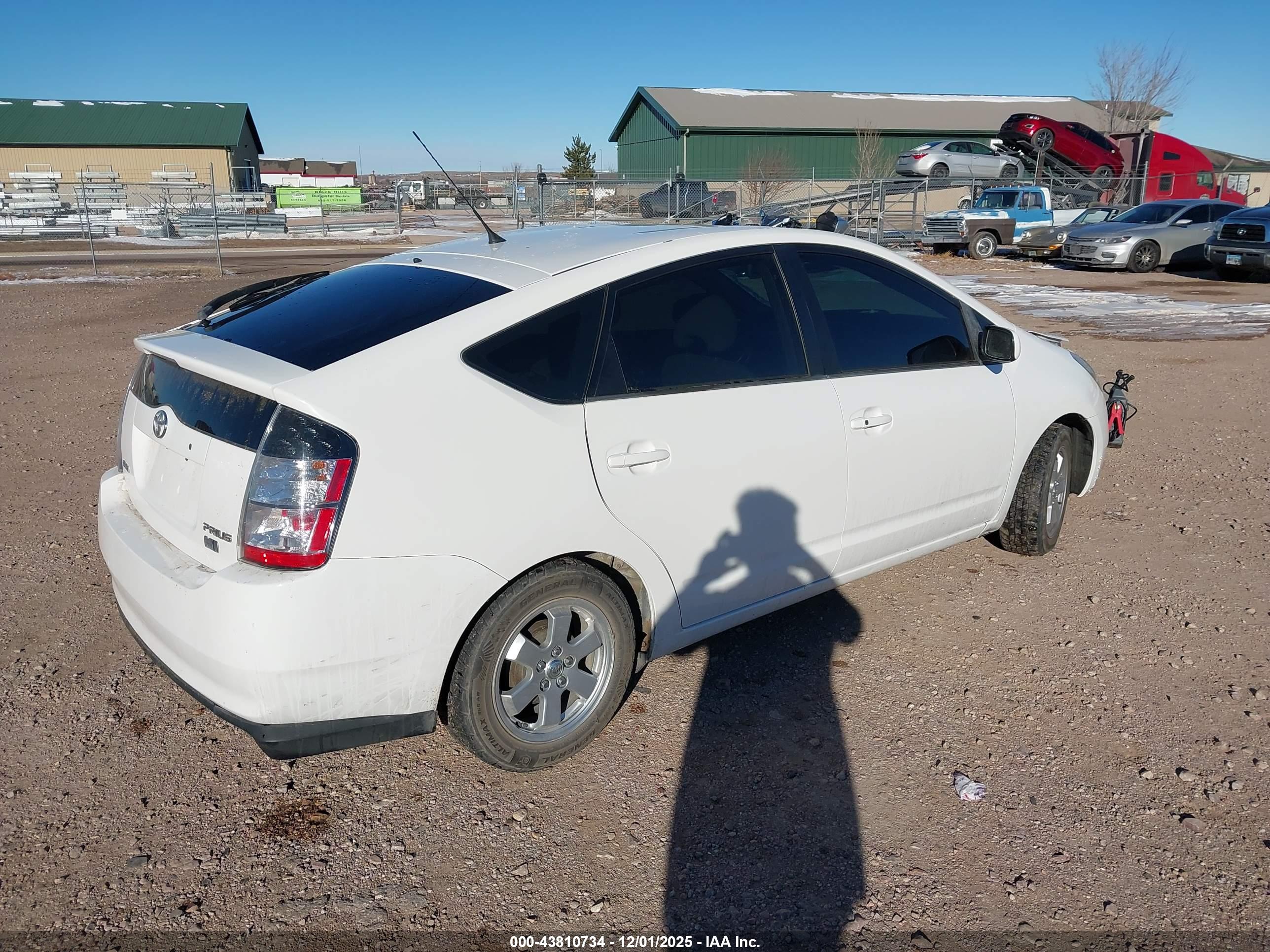 TOYOTA PRIUS image 4
