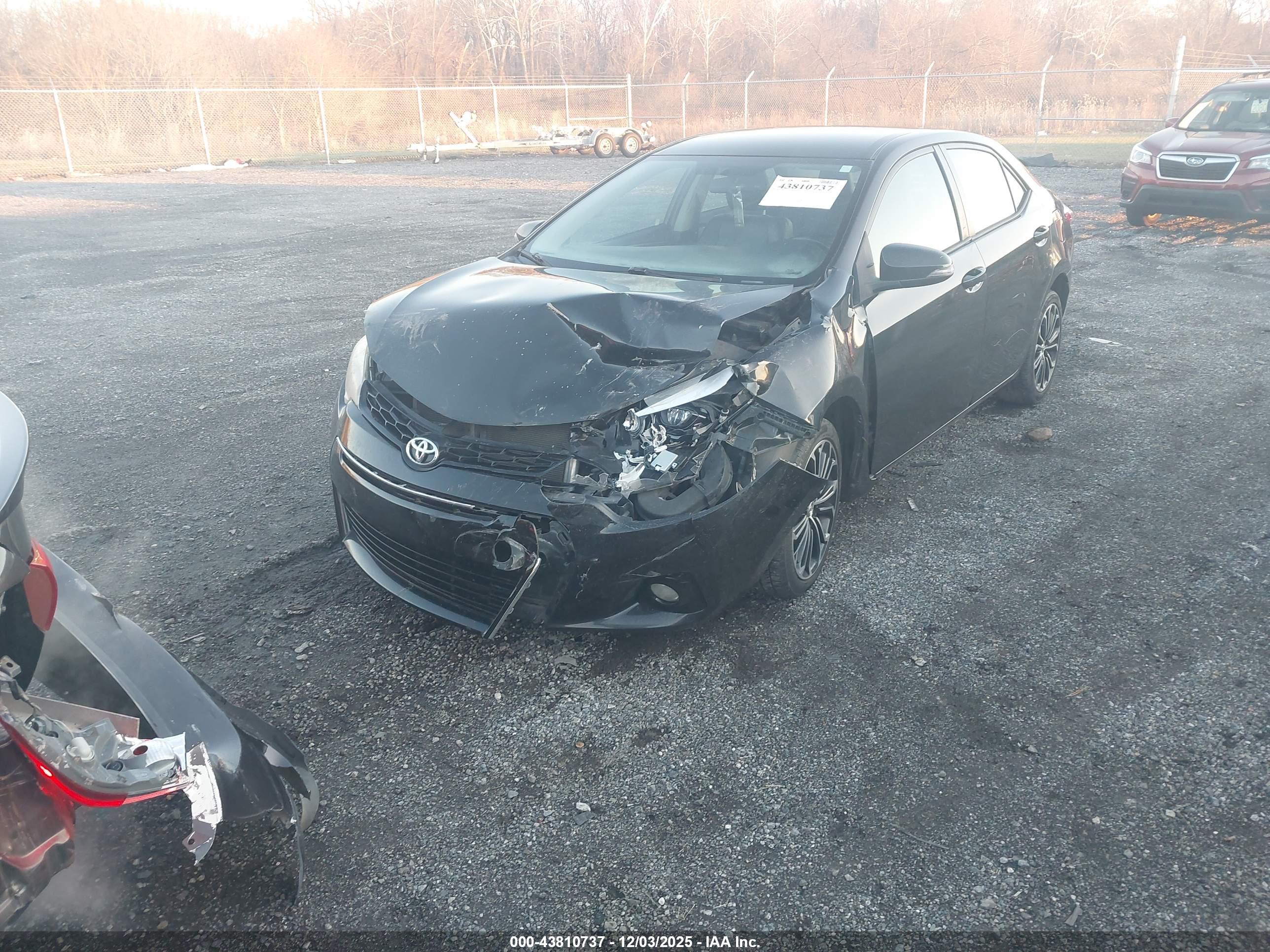 TOYOTA COROLLA image 2