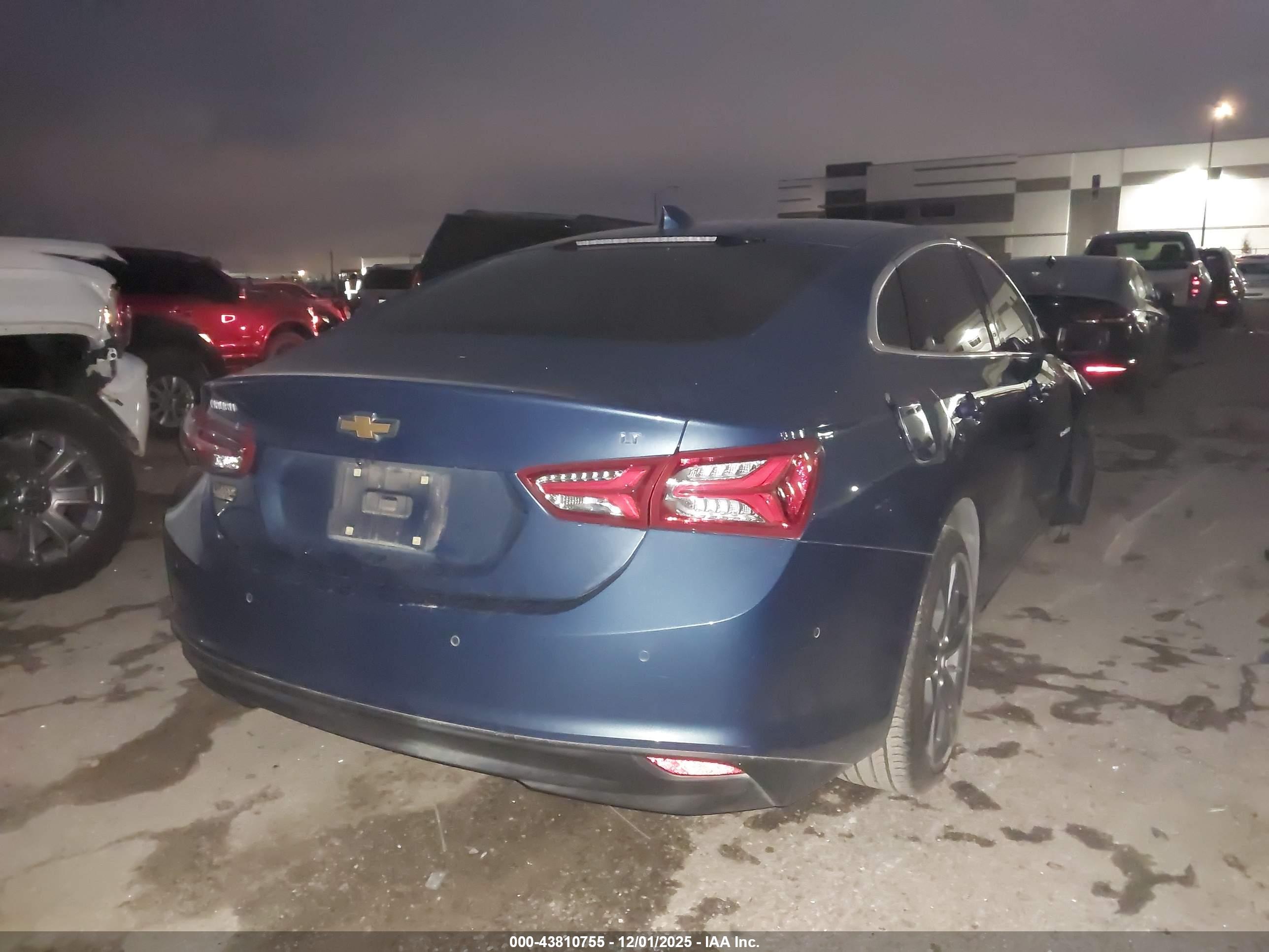 CHEVROLET MALIBU image 4