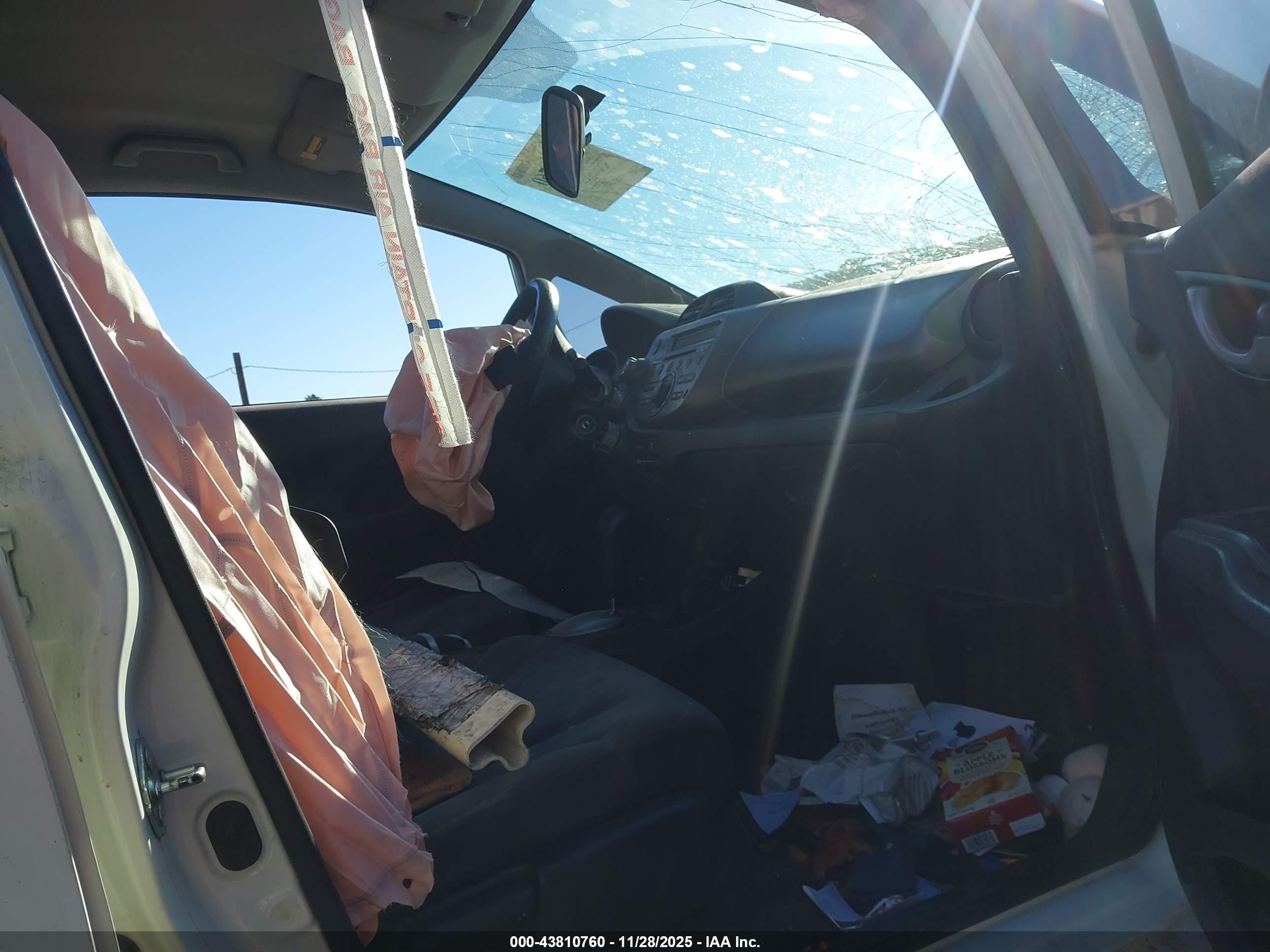 HONDA FIT image 5