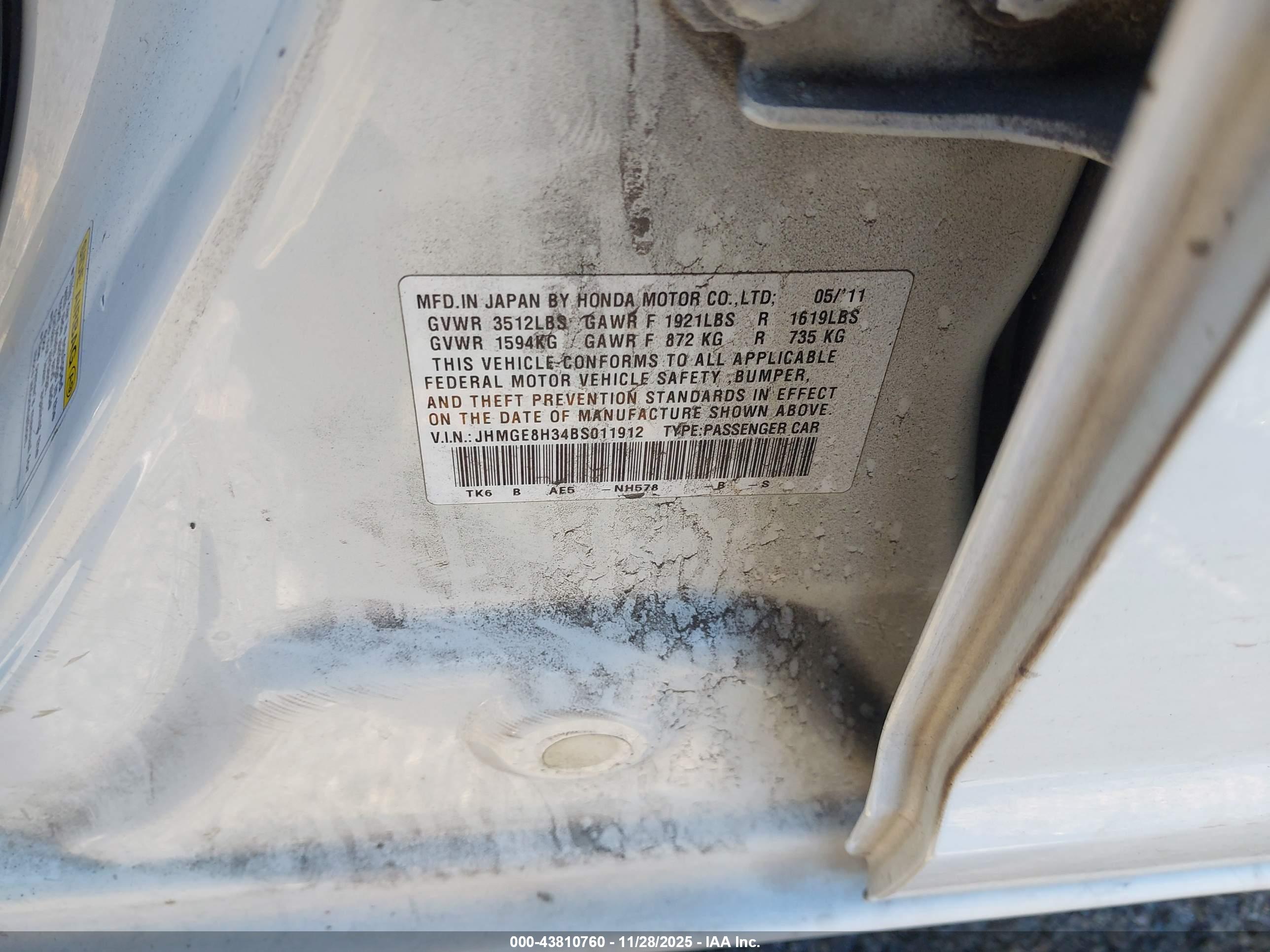 HONDA FIT image 9
