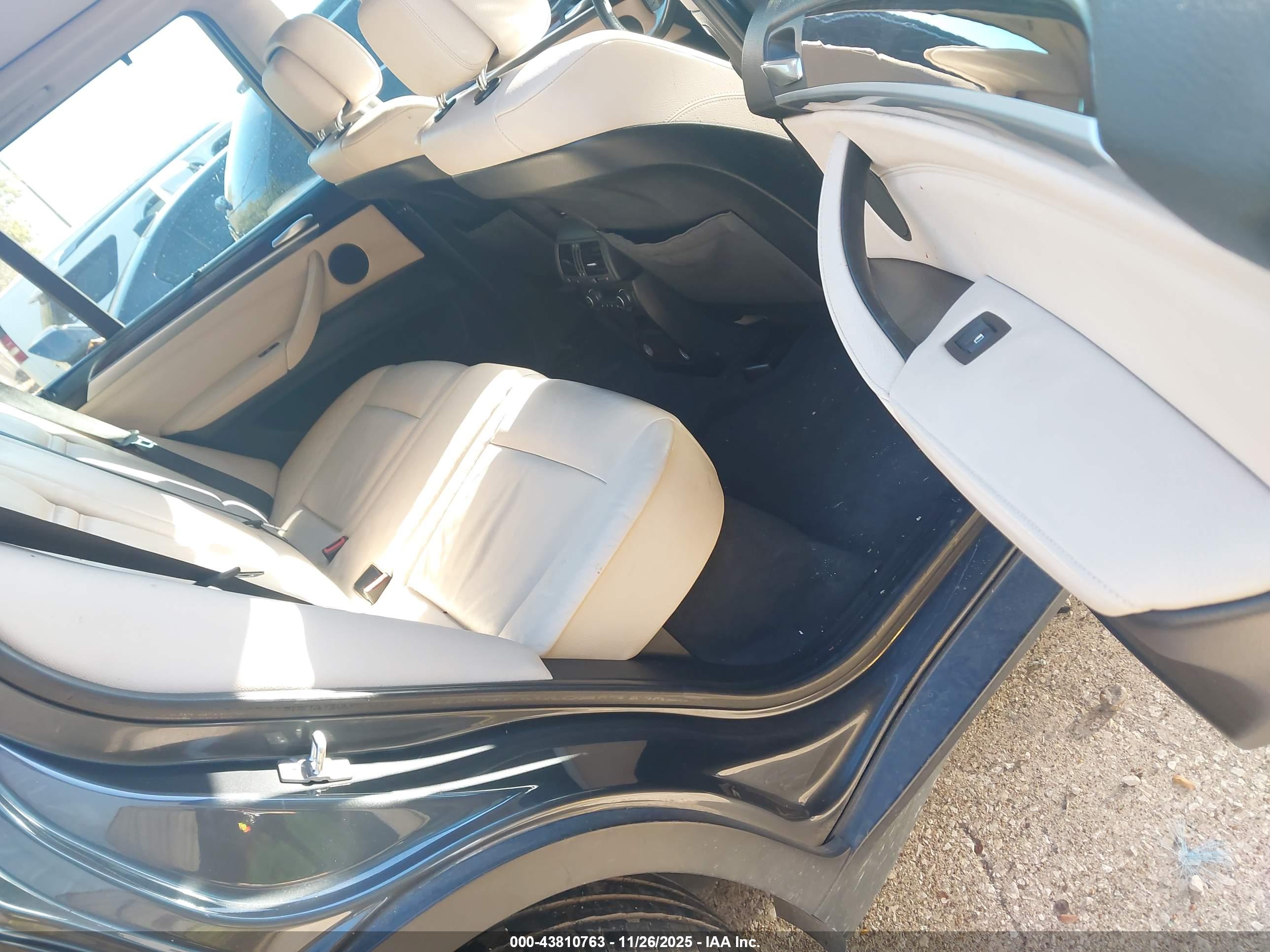 BMW X5 image 8