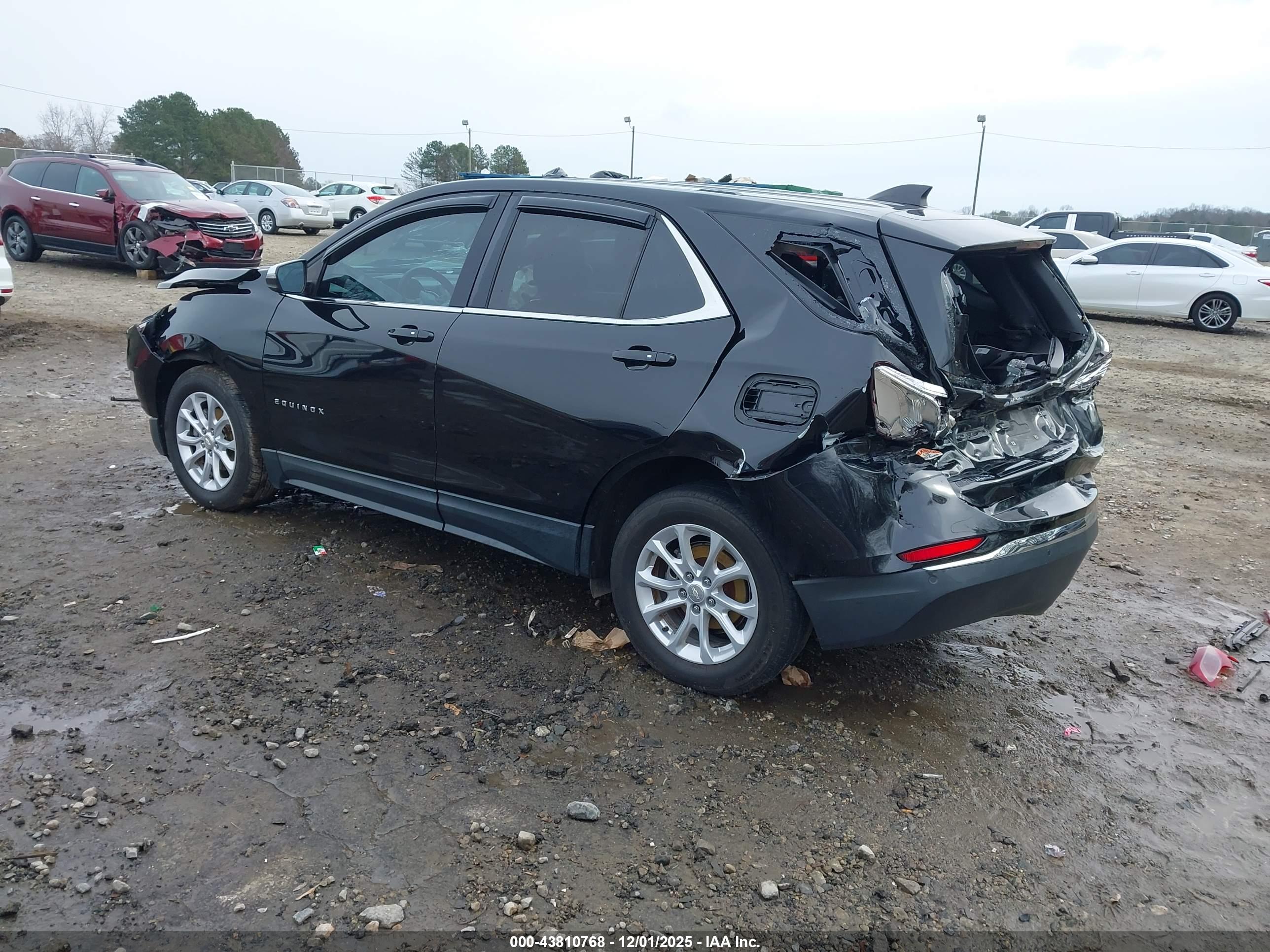 CHEVROLET EQUINOX image 3
