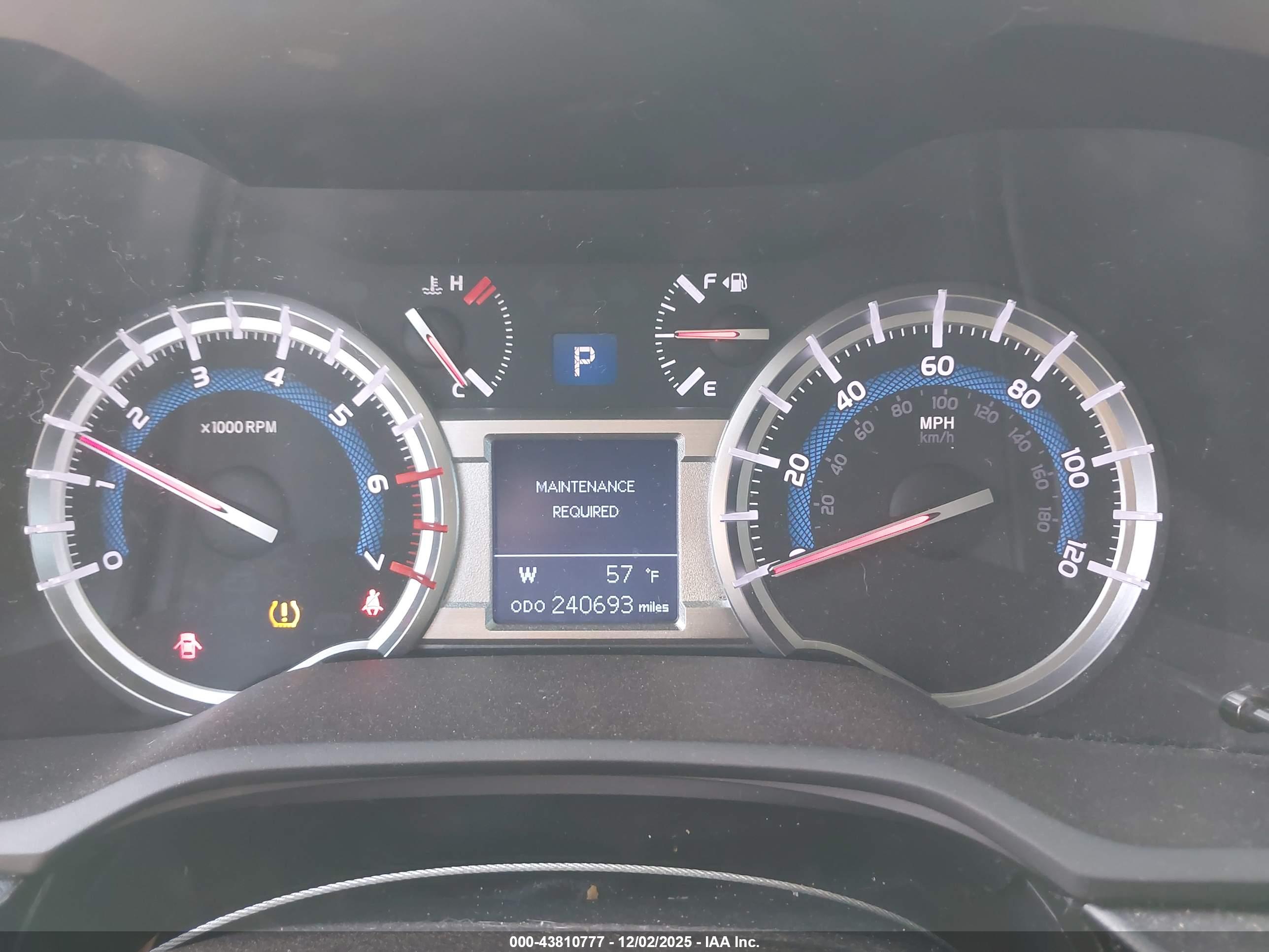 TOYOTA 4RUNNER image 7