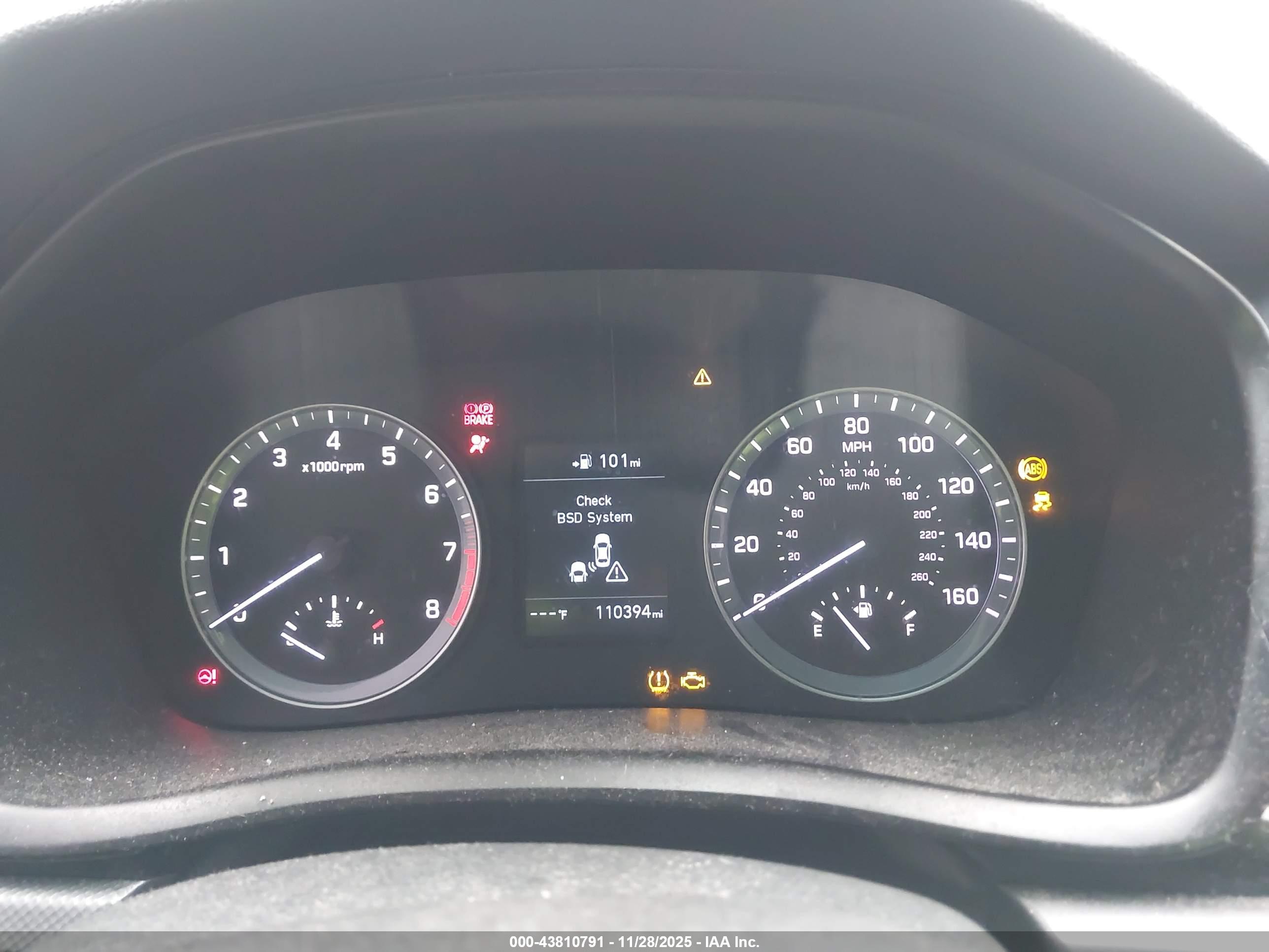 HYUNDAI SONATA image 7