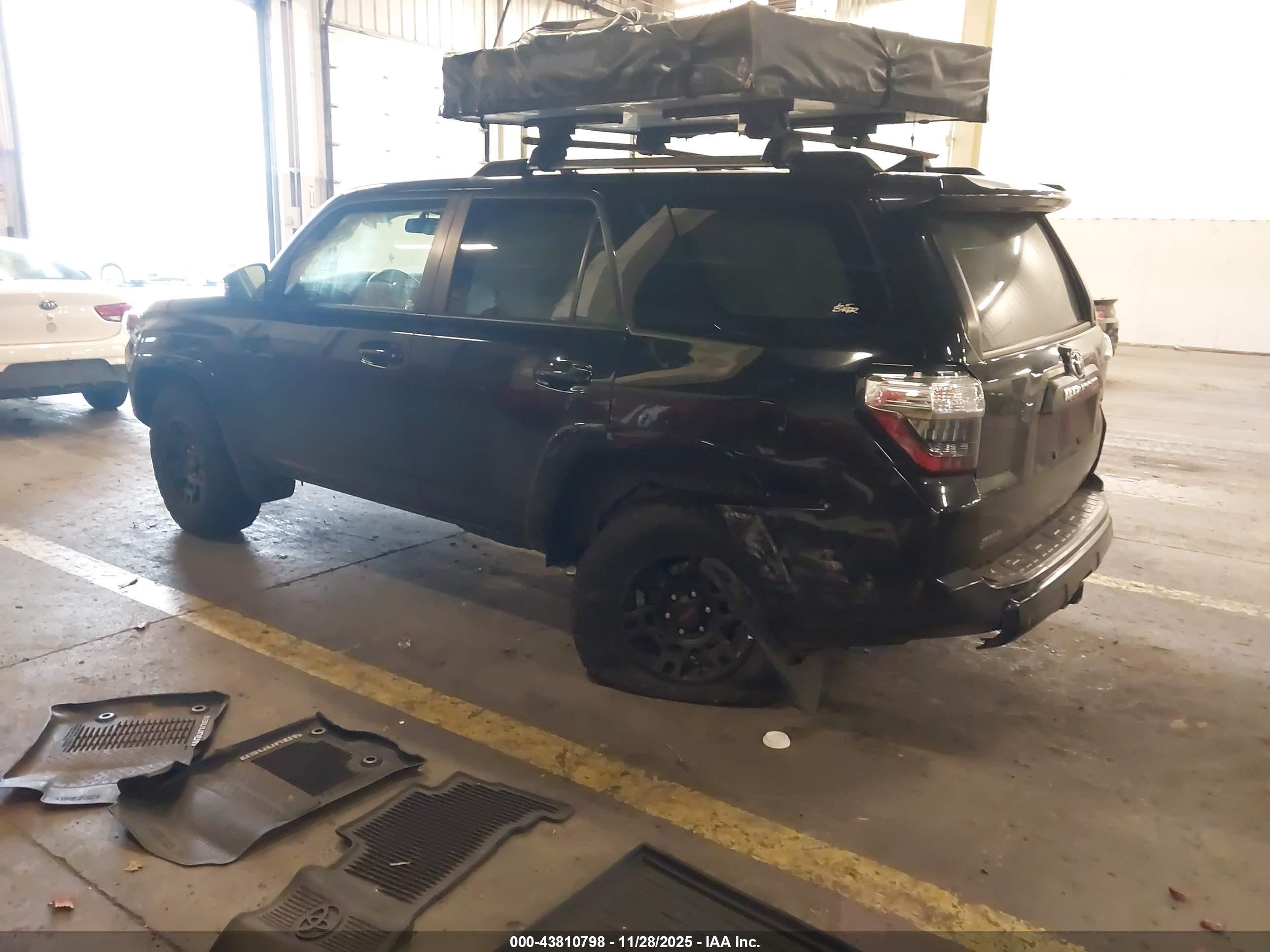 TOYOTA 4RUNNER image 3