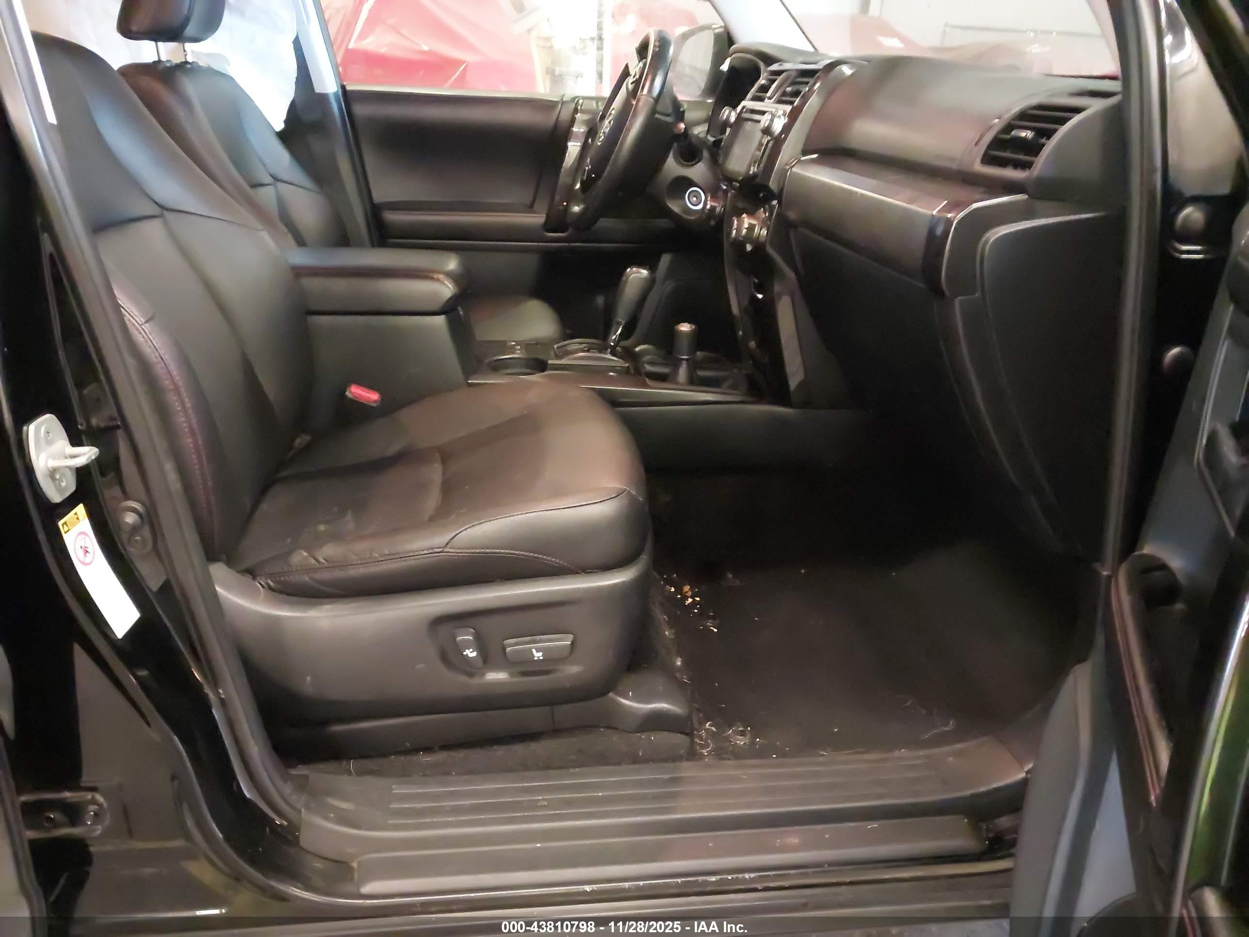 TOYOTA 4RUNNER image 5