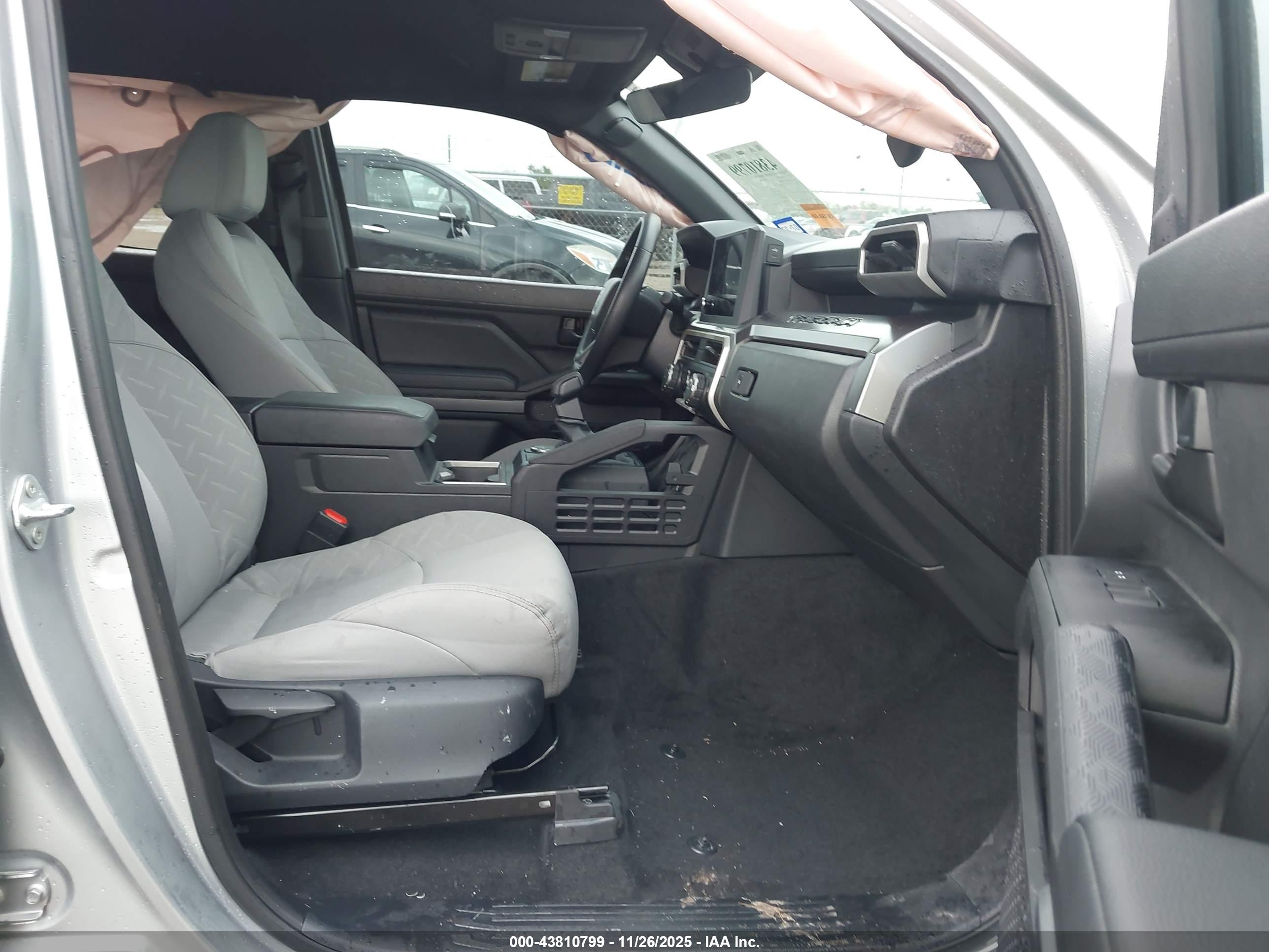TOYOTA TACOMA image 5