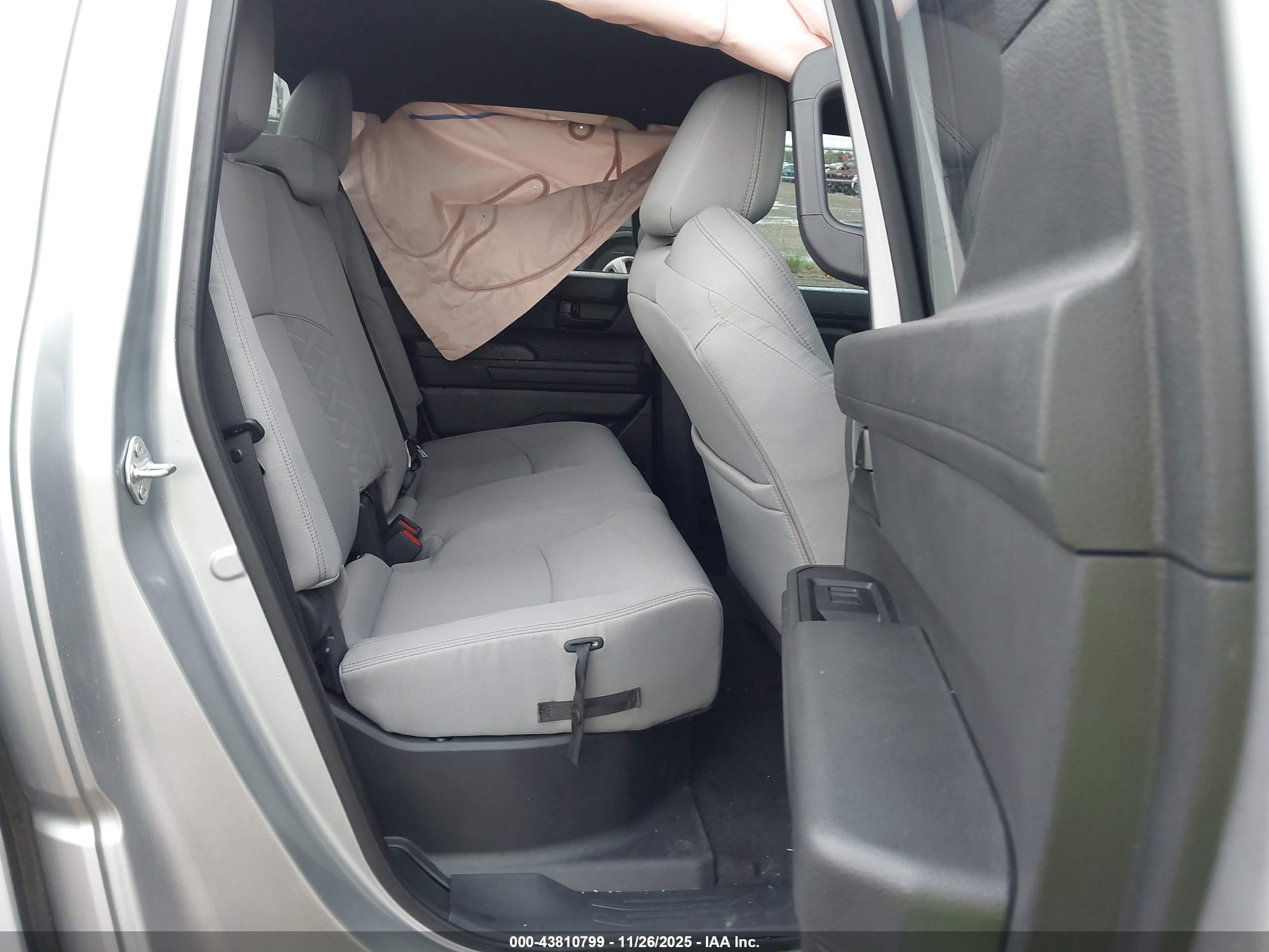 TOYOTA TACOMA image 8