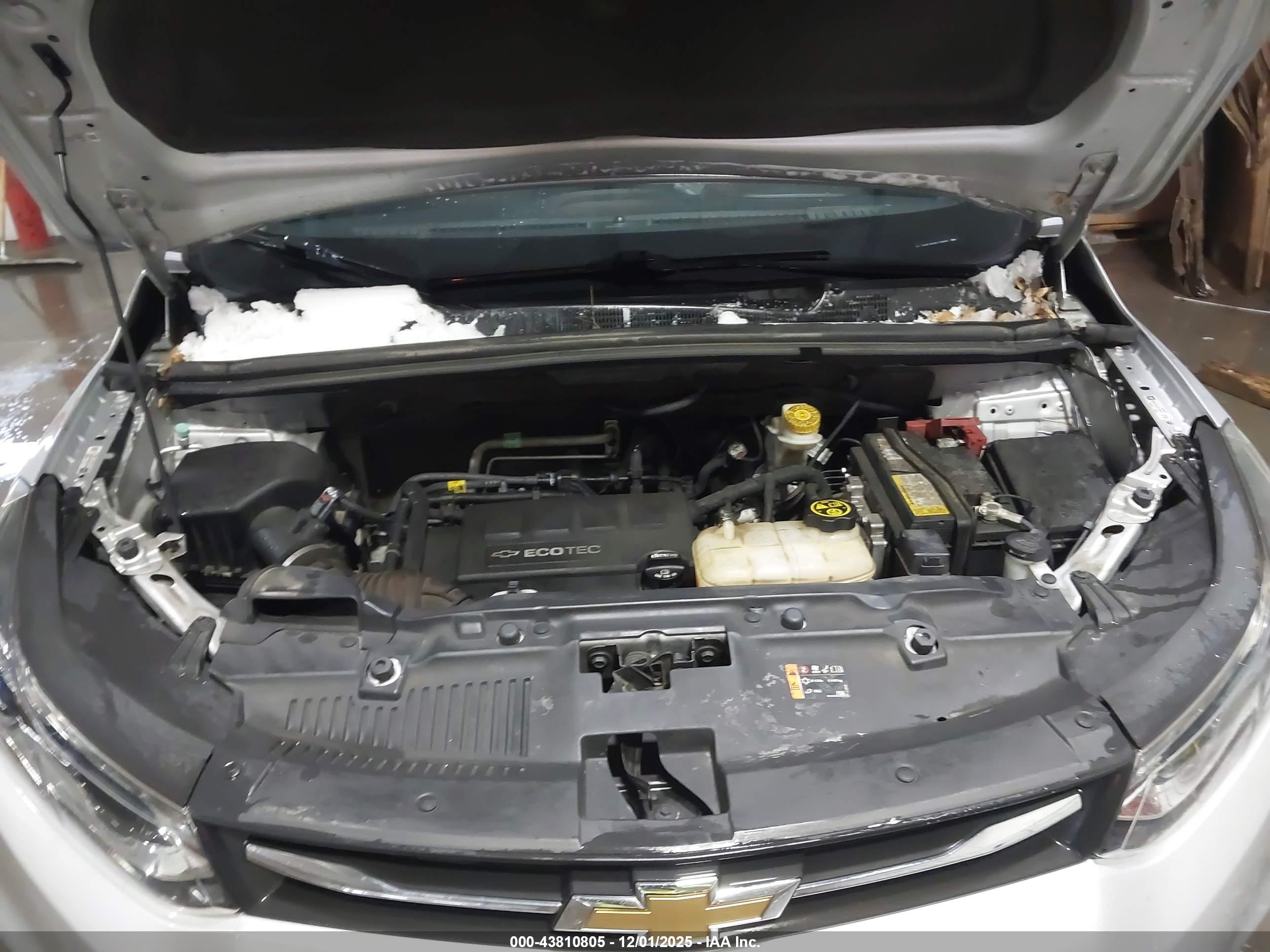 CHEVROLET TRAX image 10