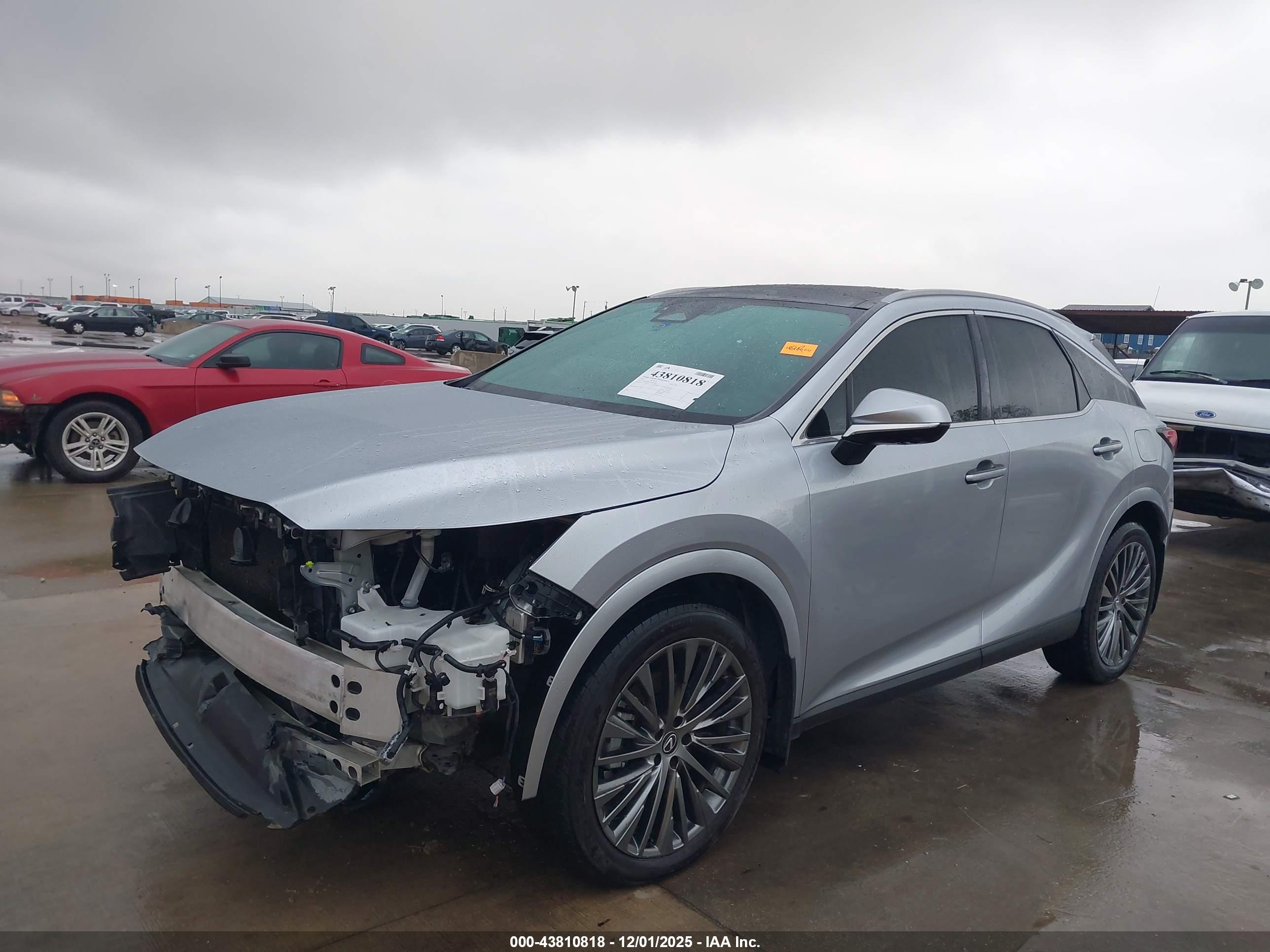 LEXUS RX image 2