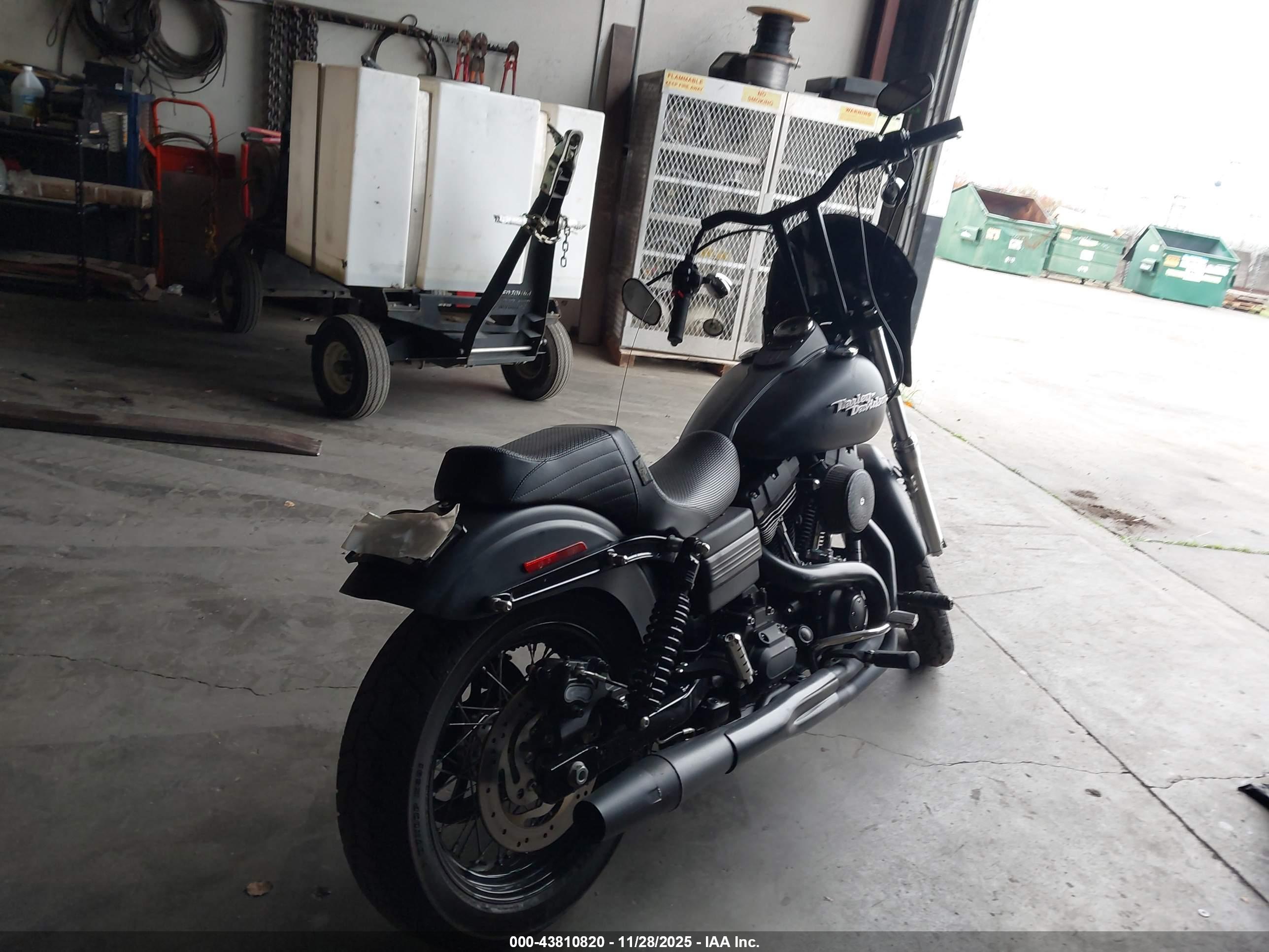 HARLEY-DAVIDSON FXDB image 4