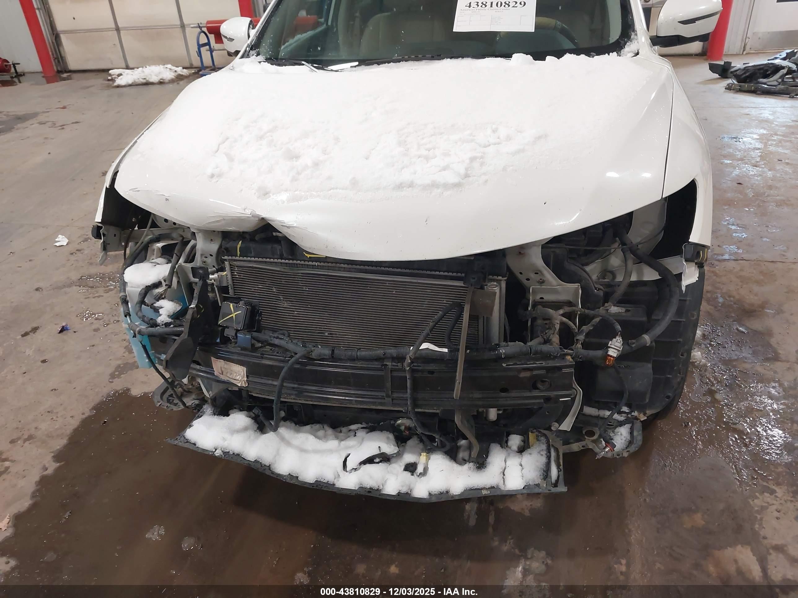 NISSAN ROGUE image 6
