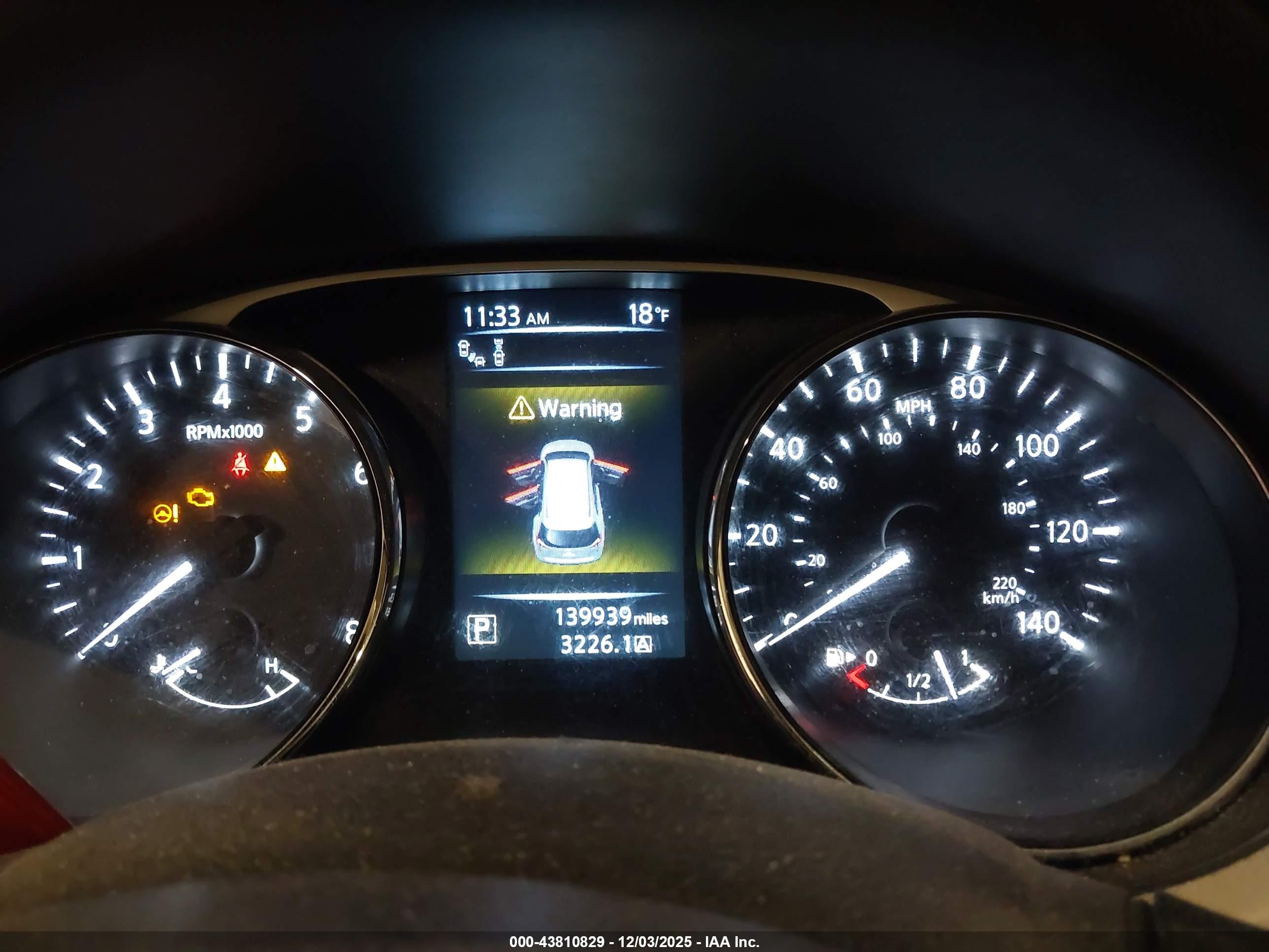 NISSAN ROGUE image 7