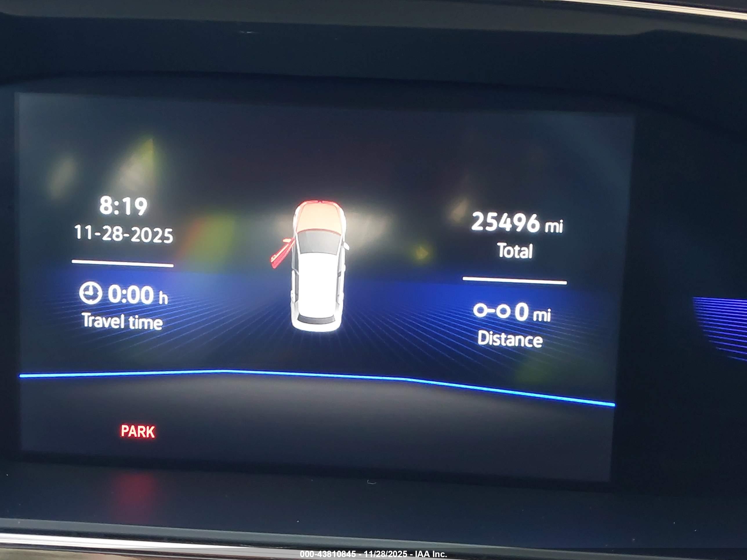 VOLKSWAGEN TIGUAN image 7