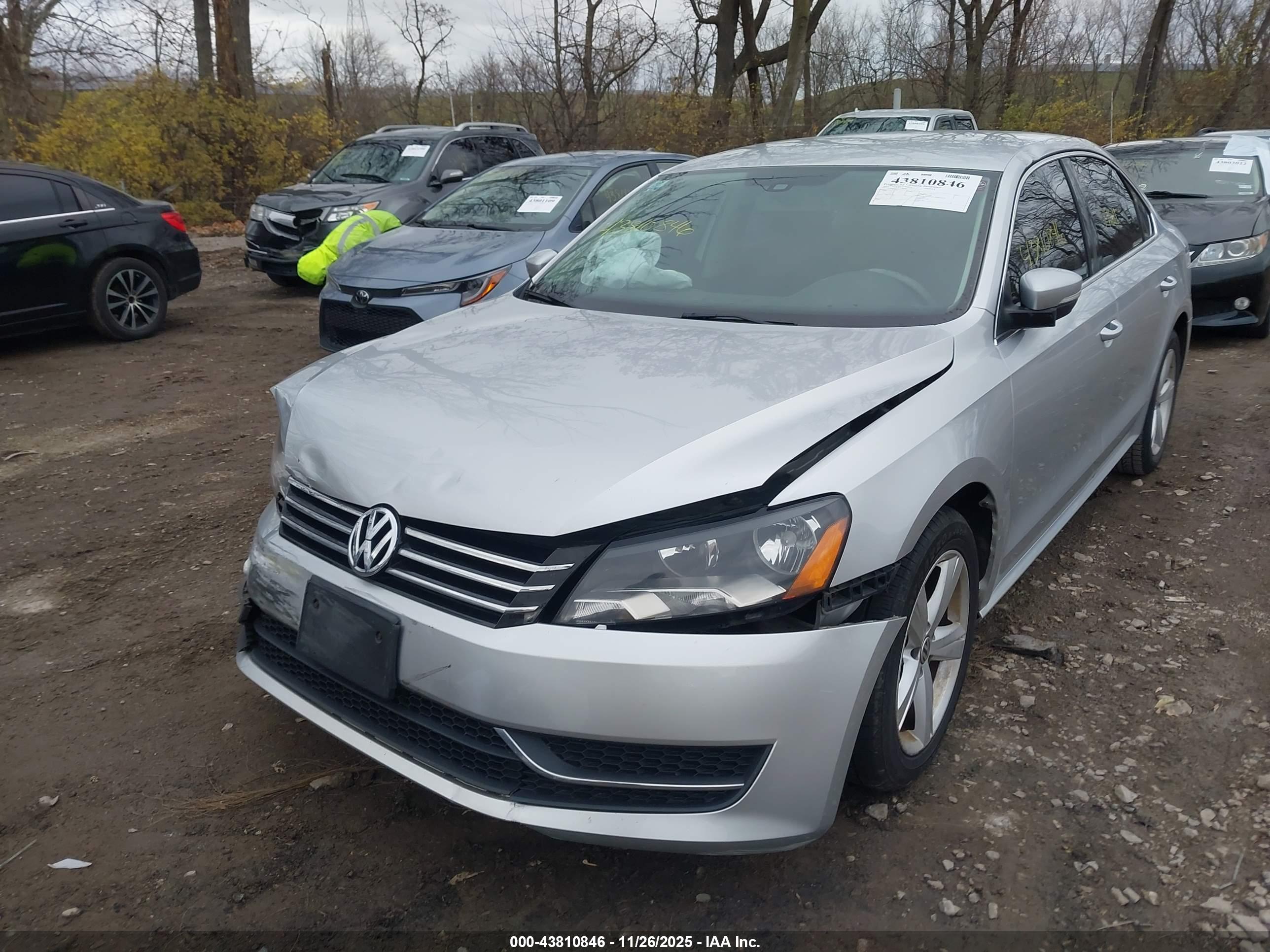 VOLKSWAGEN PASSAT image 2