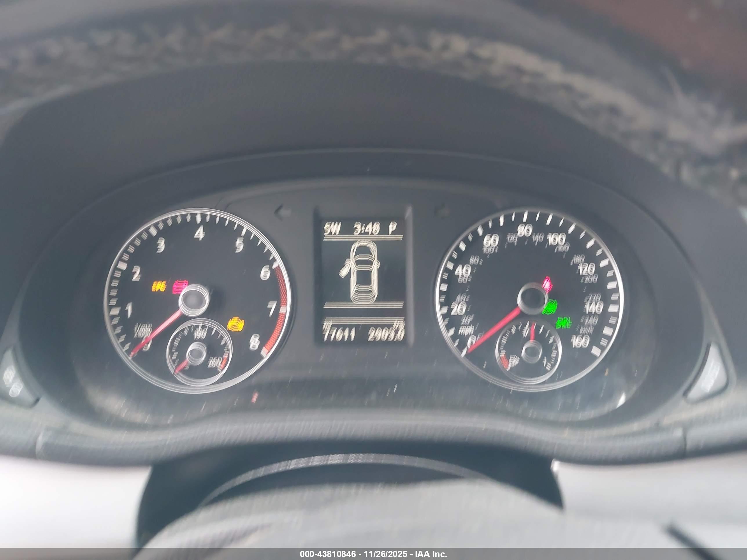 VOLKSWAGEN PASSAT image 7