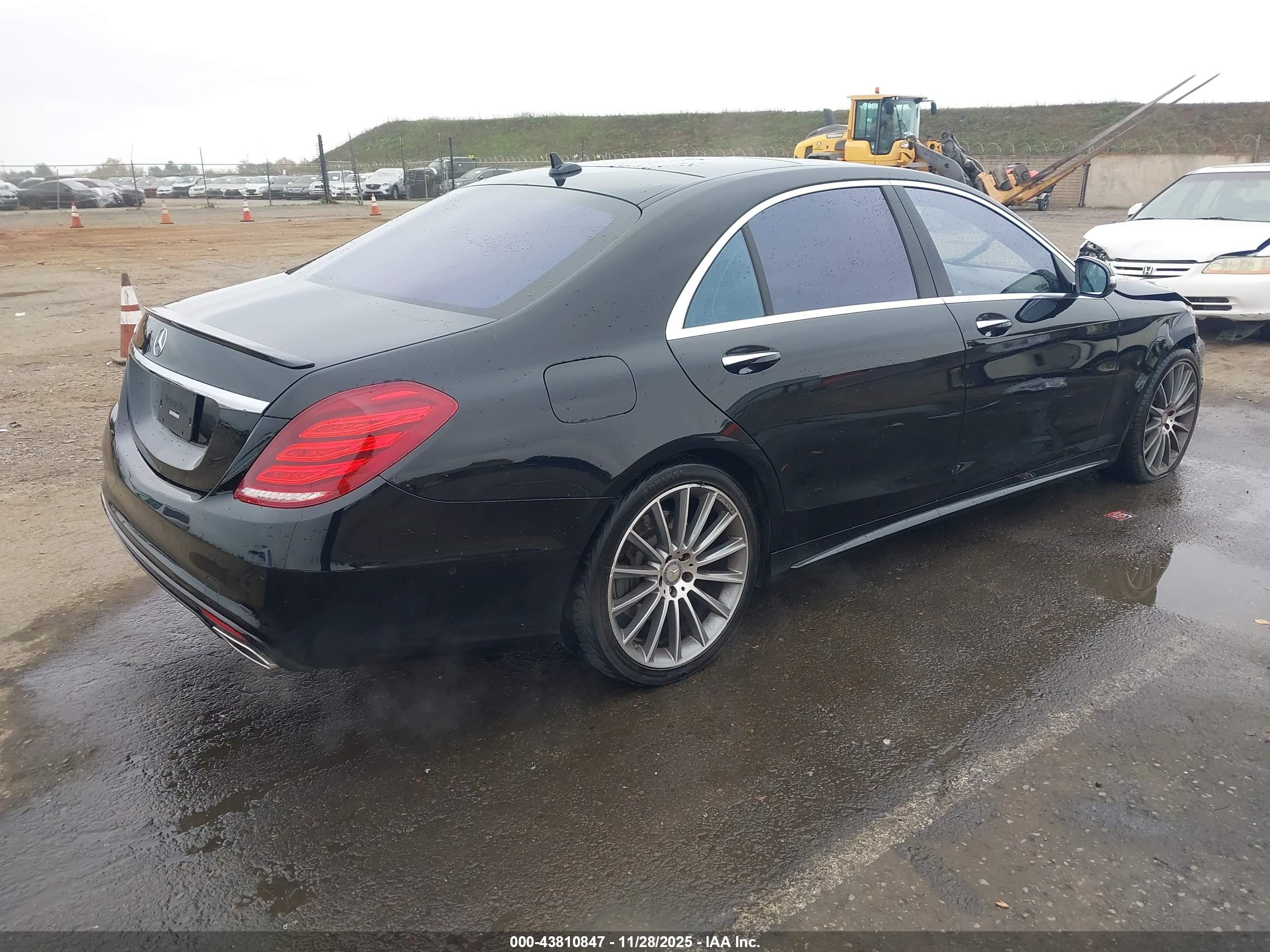 MERCEDES-BENZ S image 4