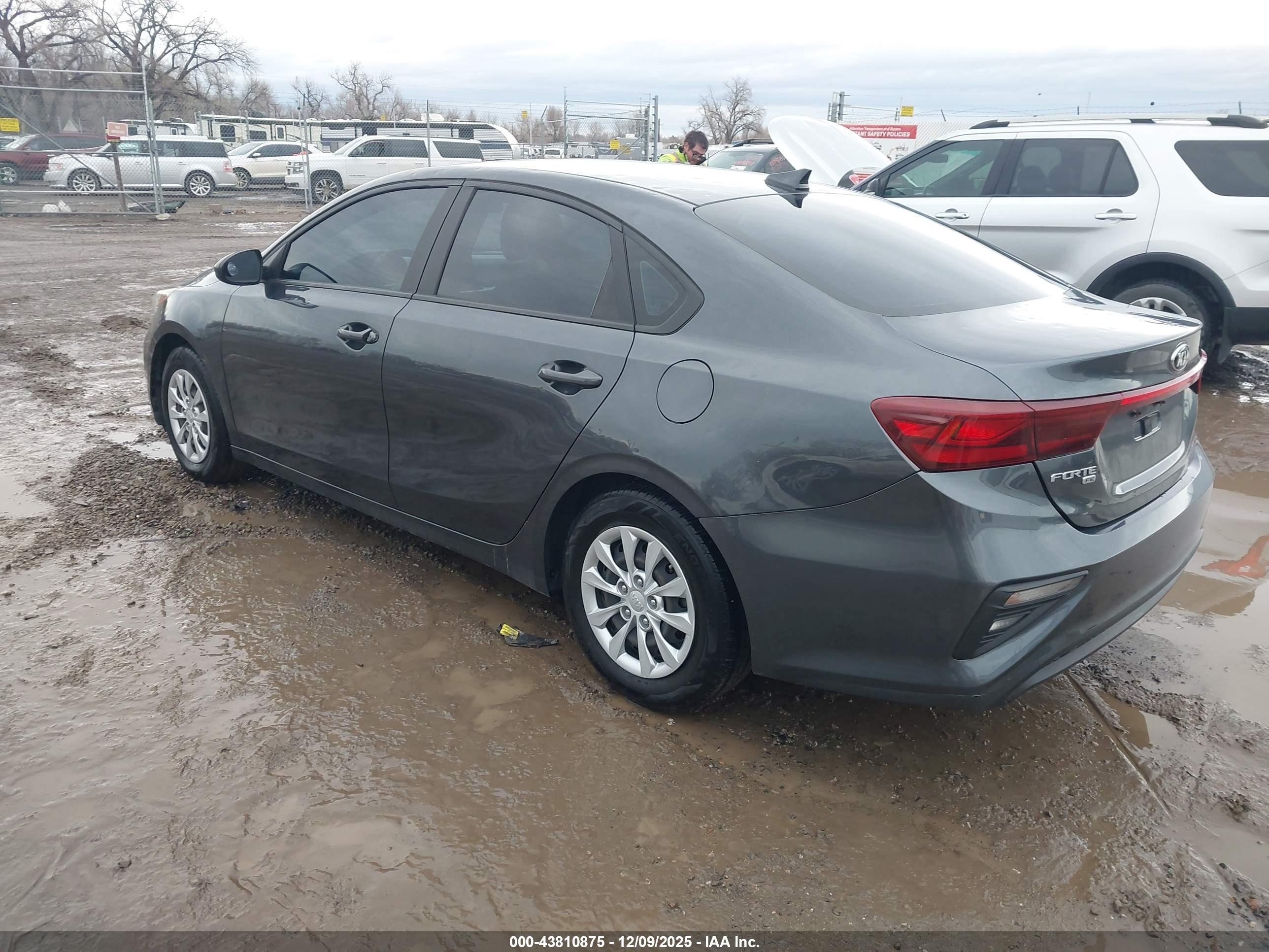 KIA FORTE image 3