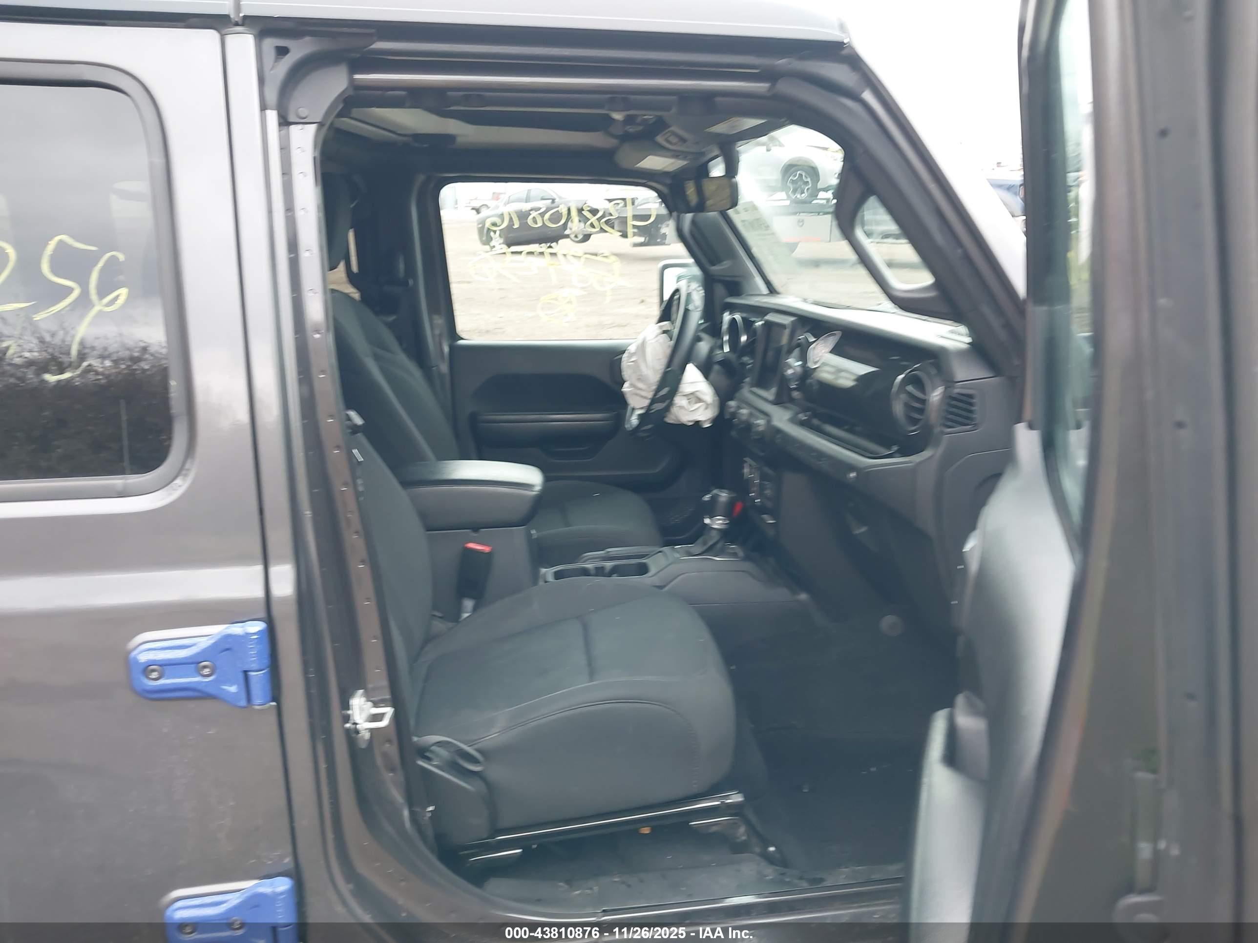 JEEP WRANGLER image 5