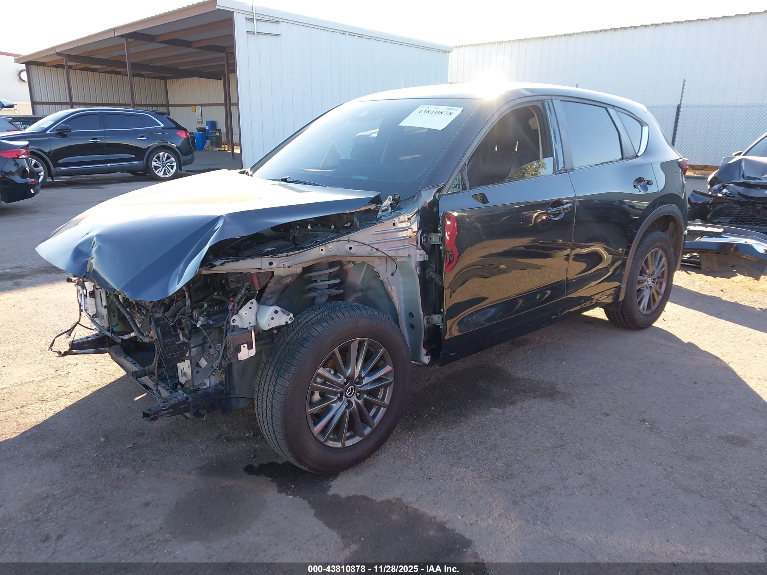 MAZDA CX-5 image 2