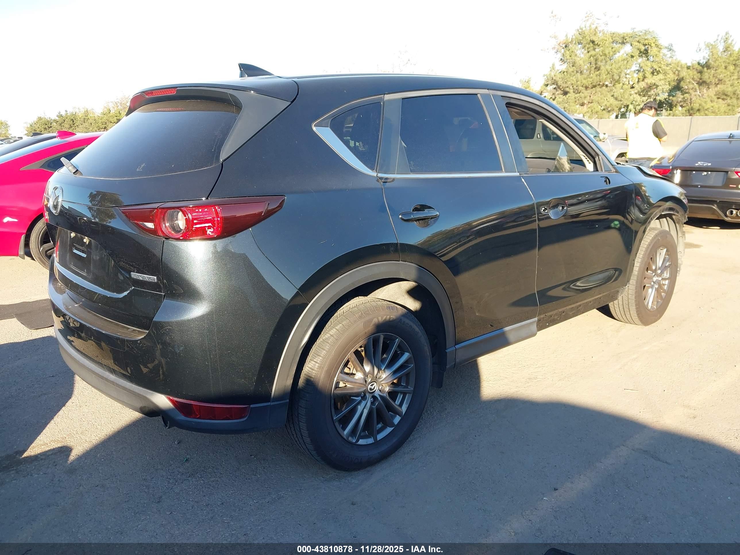 MAZDA CX-5 image 4