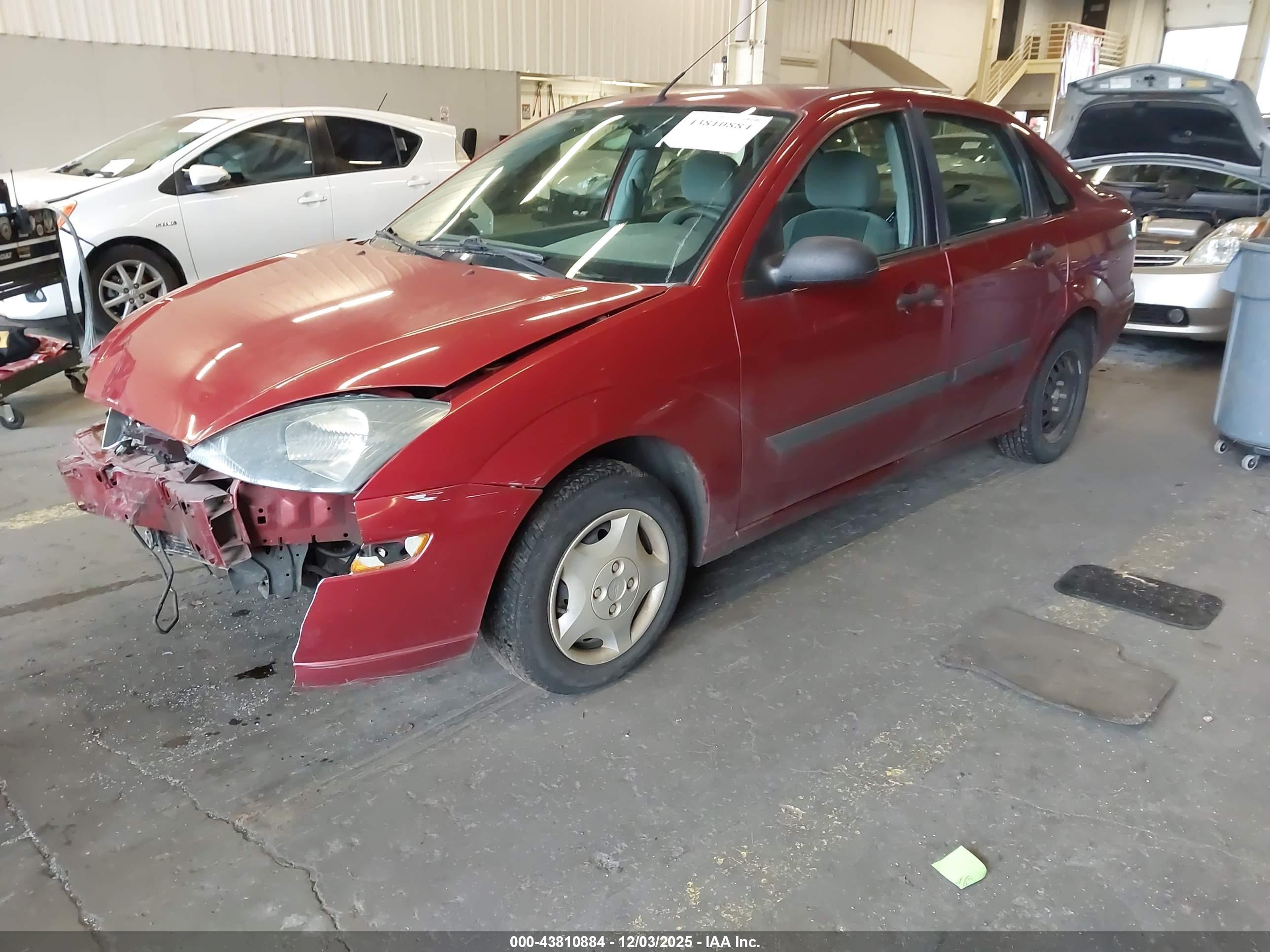 FORD FOCUS image 2