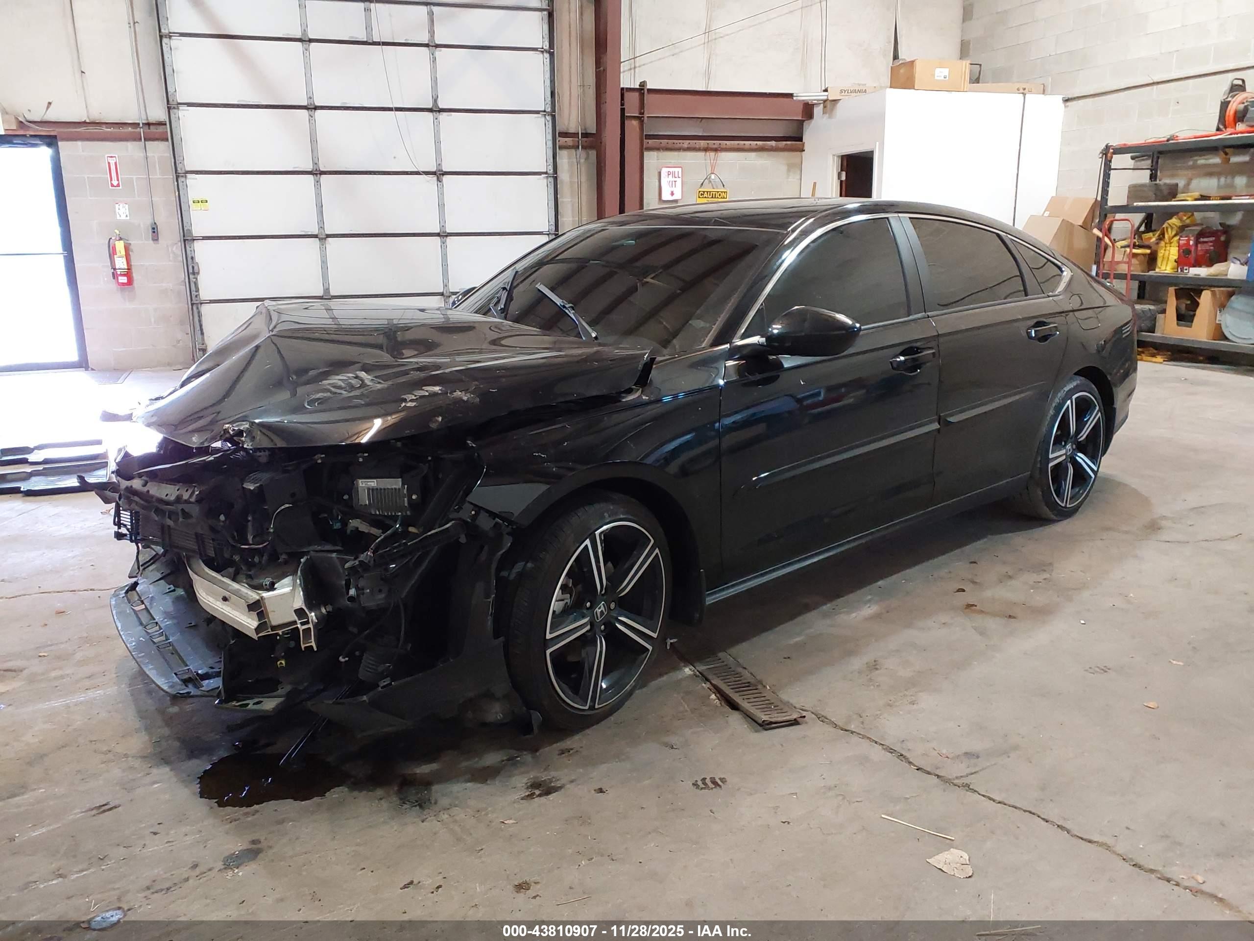HONDA ACCORD image 2