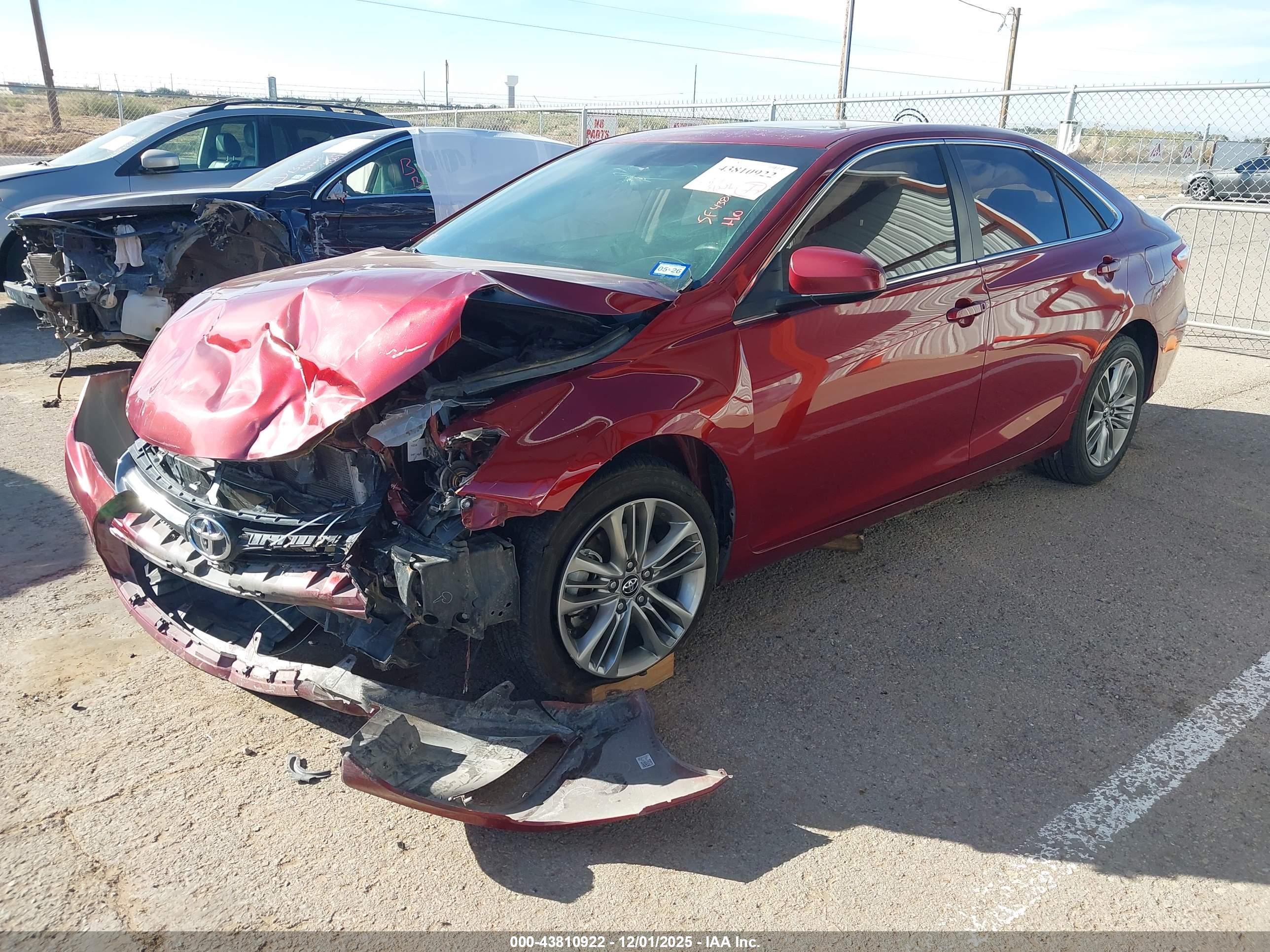 TOYOTA CAMRY image 2