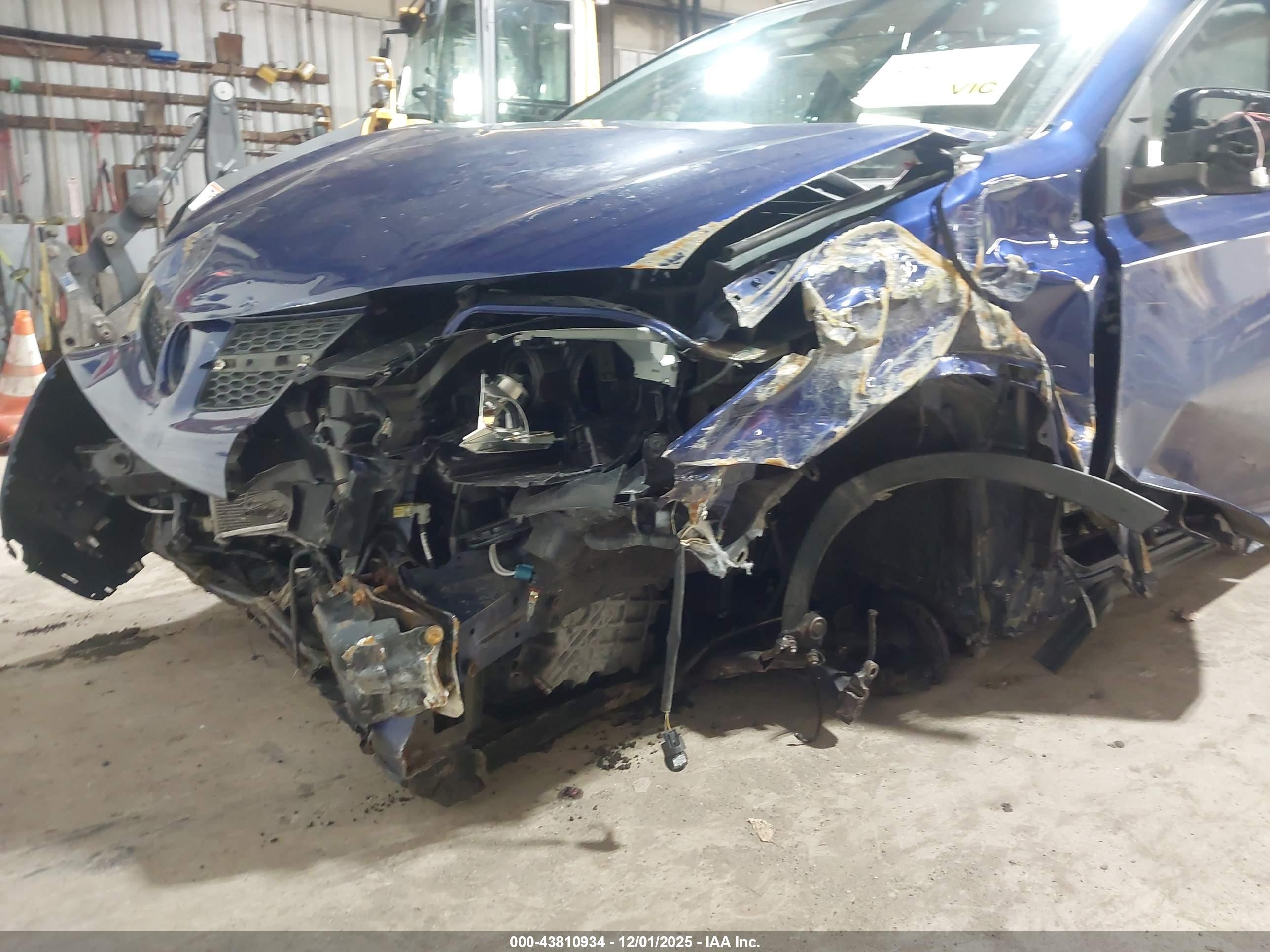 TOYOTA RAV4 image 6