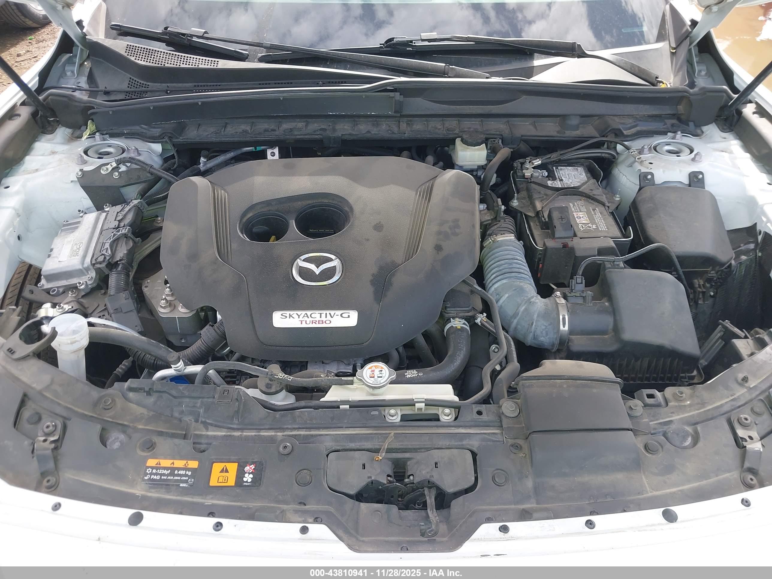 MAZDA CX-50 image 10
