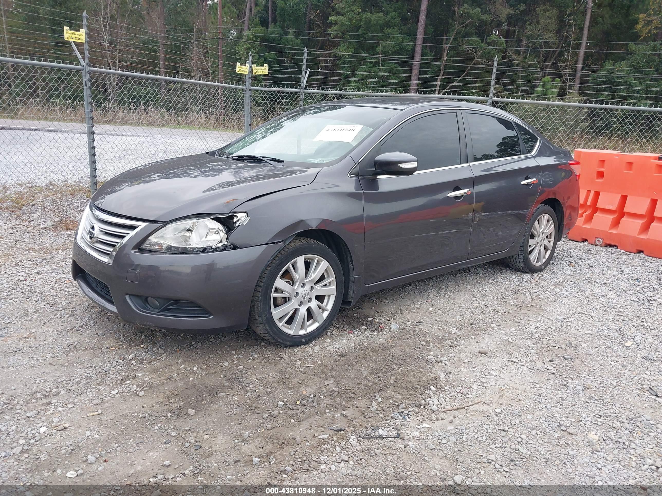 NISSAN SENTRA image 2