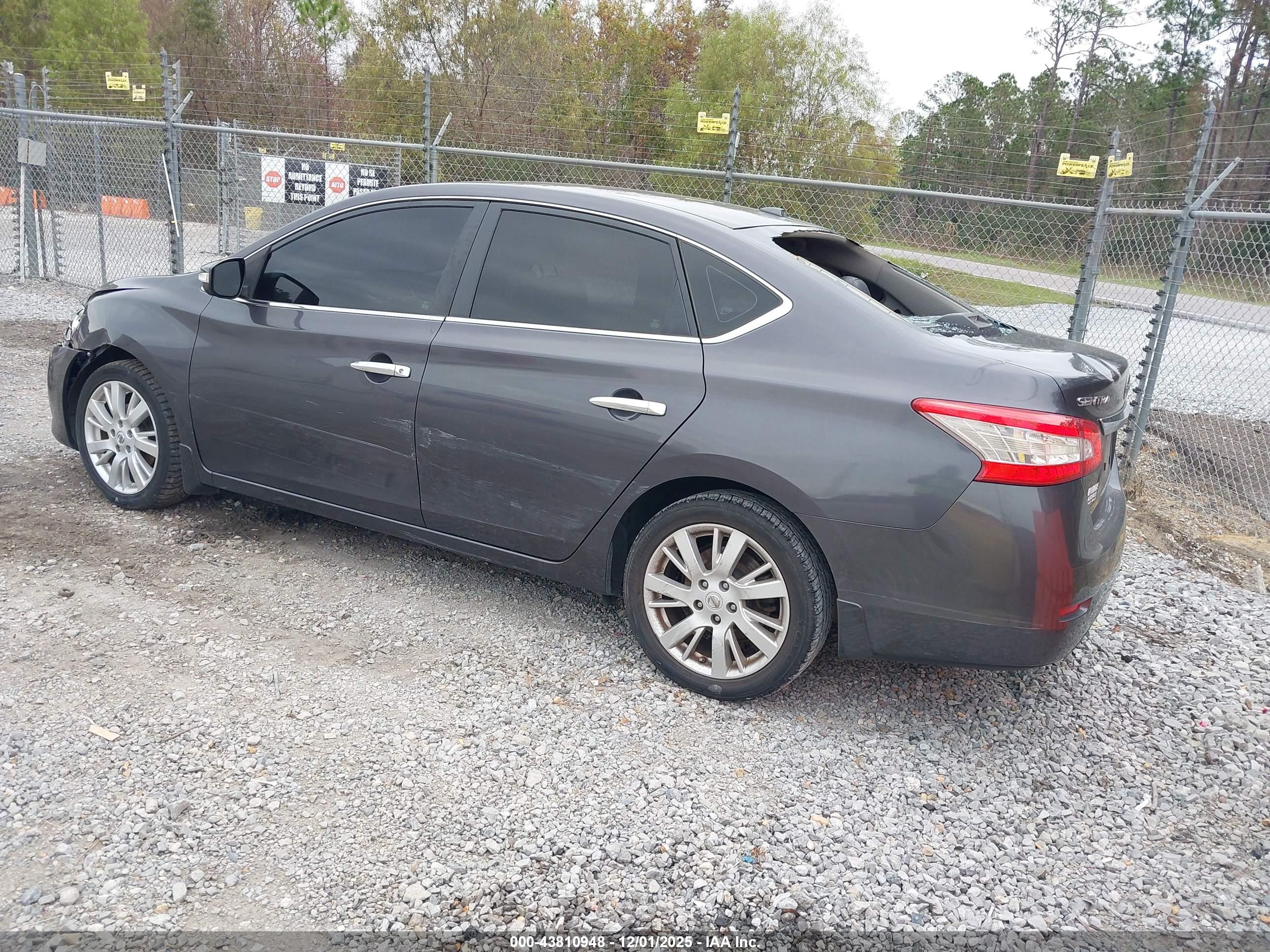 NISSAN SENTRA image 3
