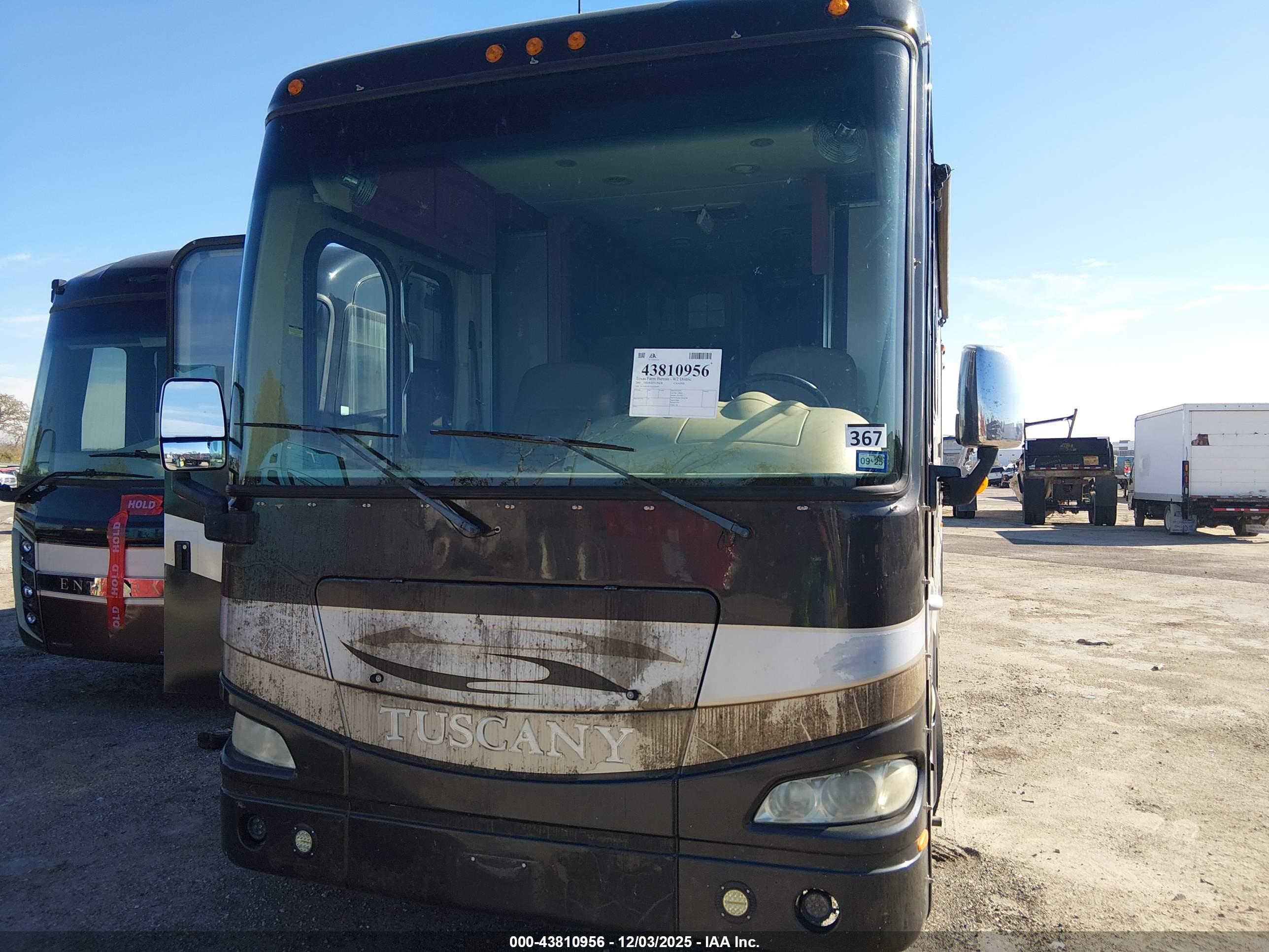 FREIGHTLINER CHASSIS image 6