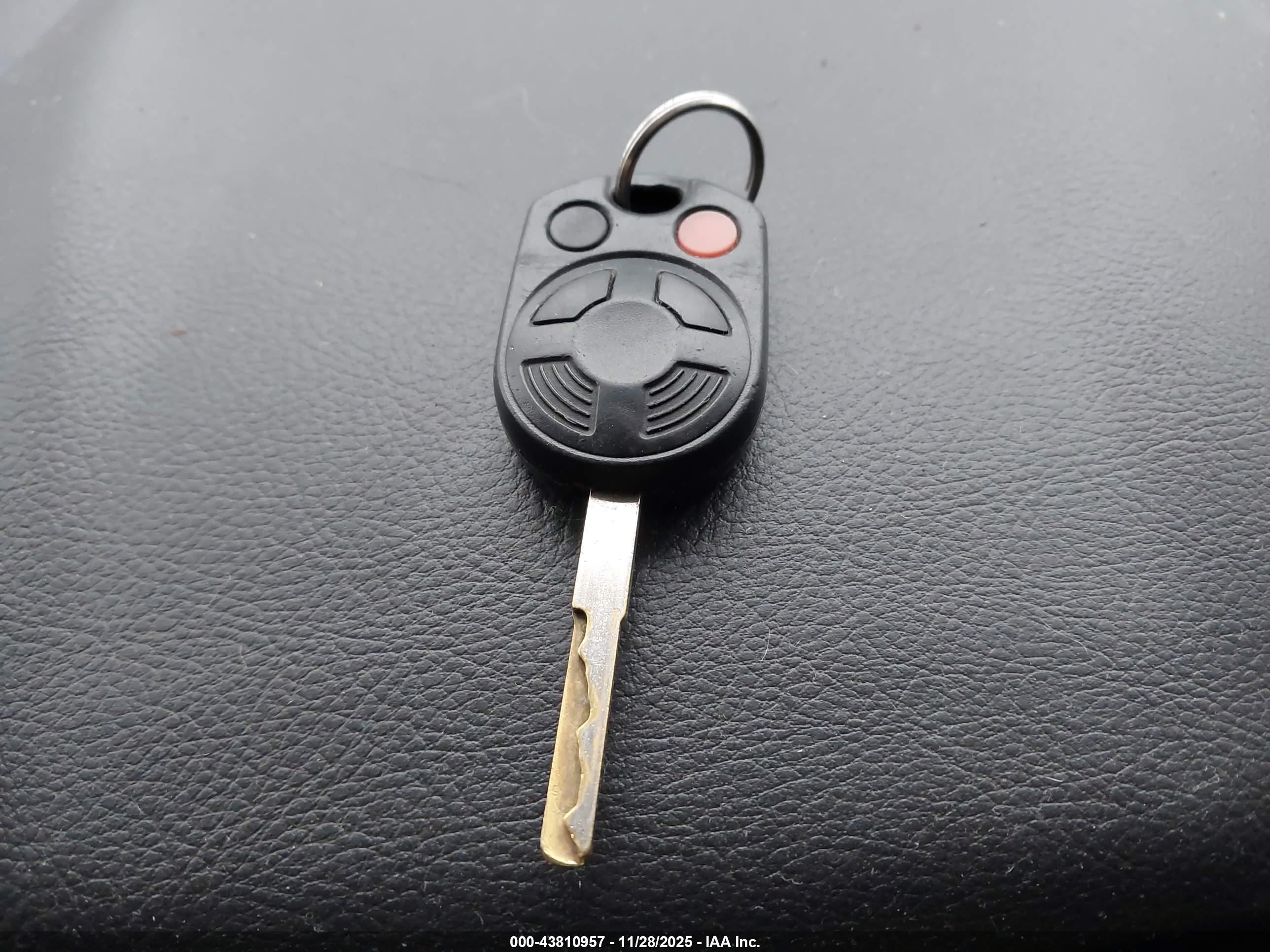 FORD FOCUS image 11
