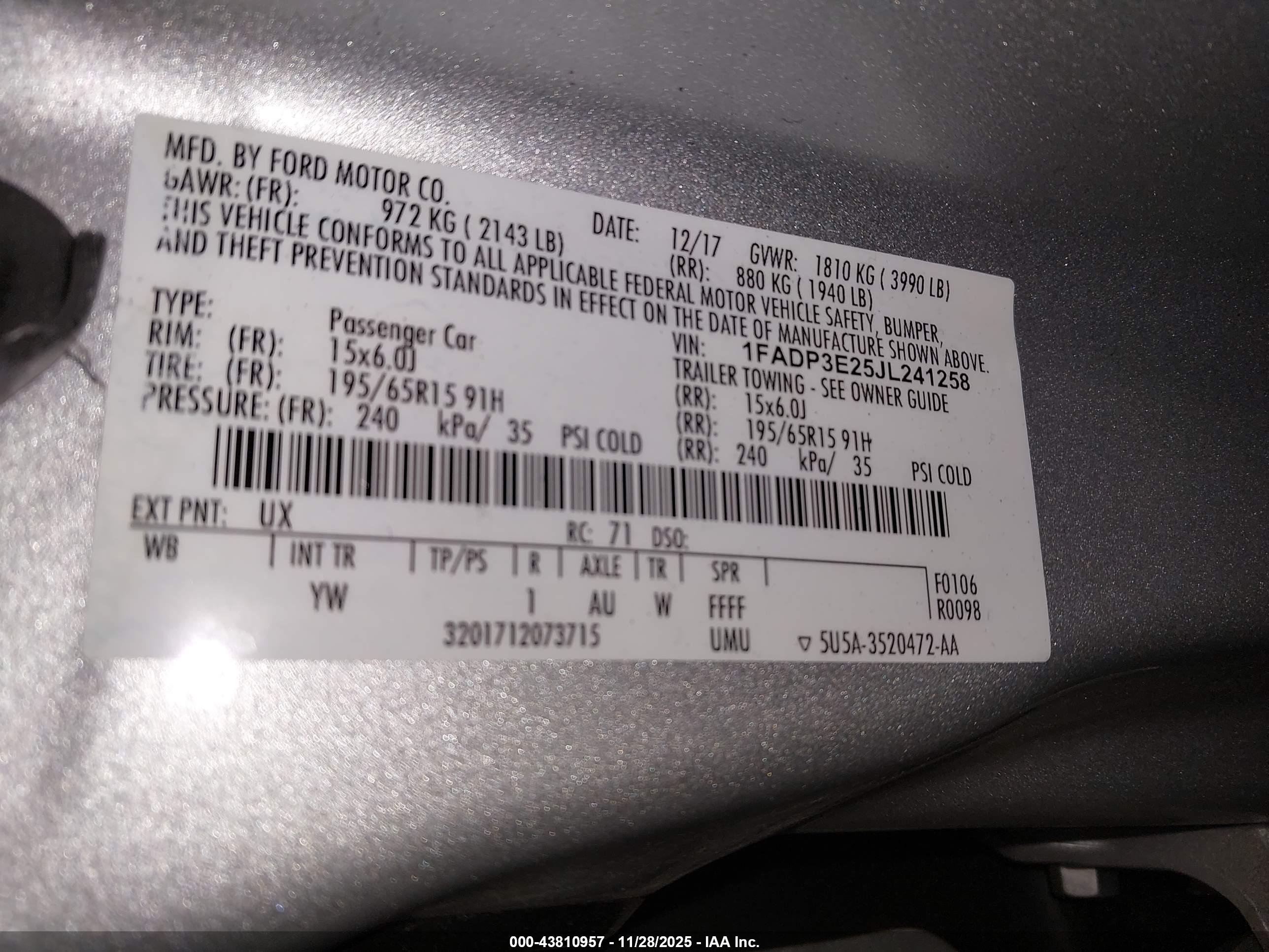 FORD FOCUS image 9