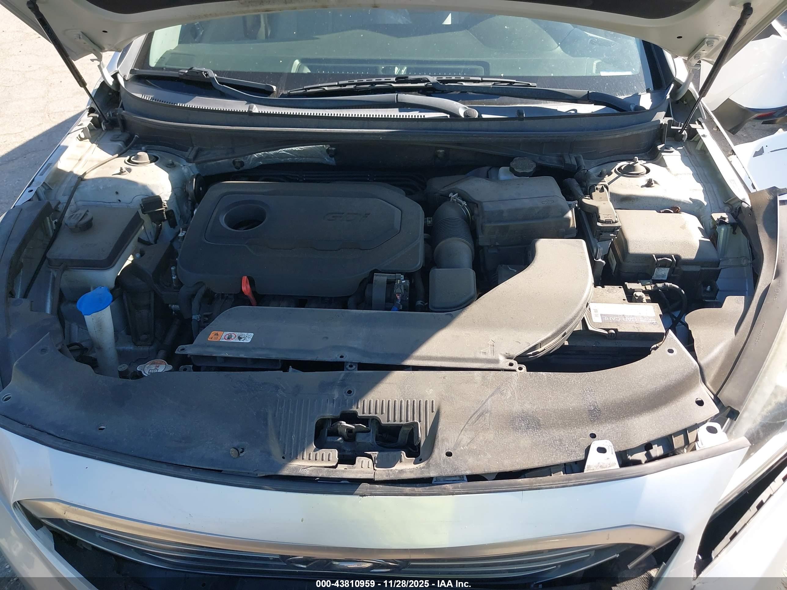 HYUNDAI SONATA image 10