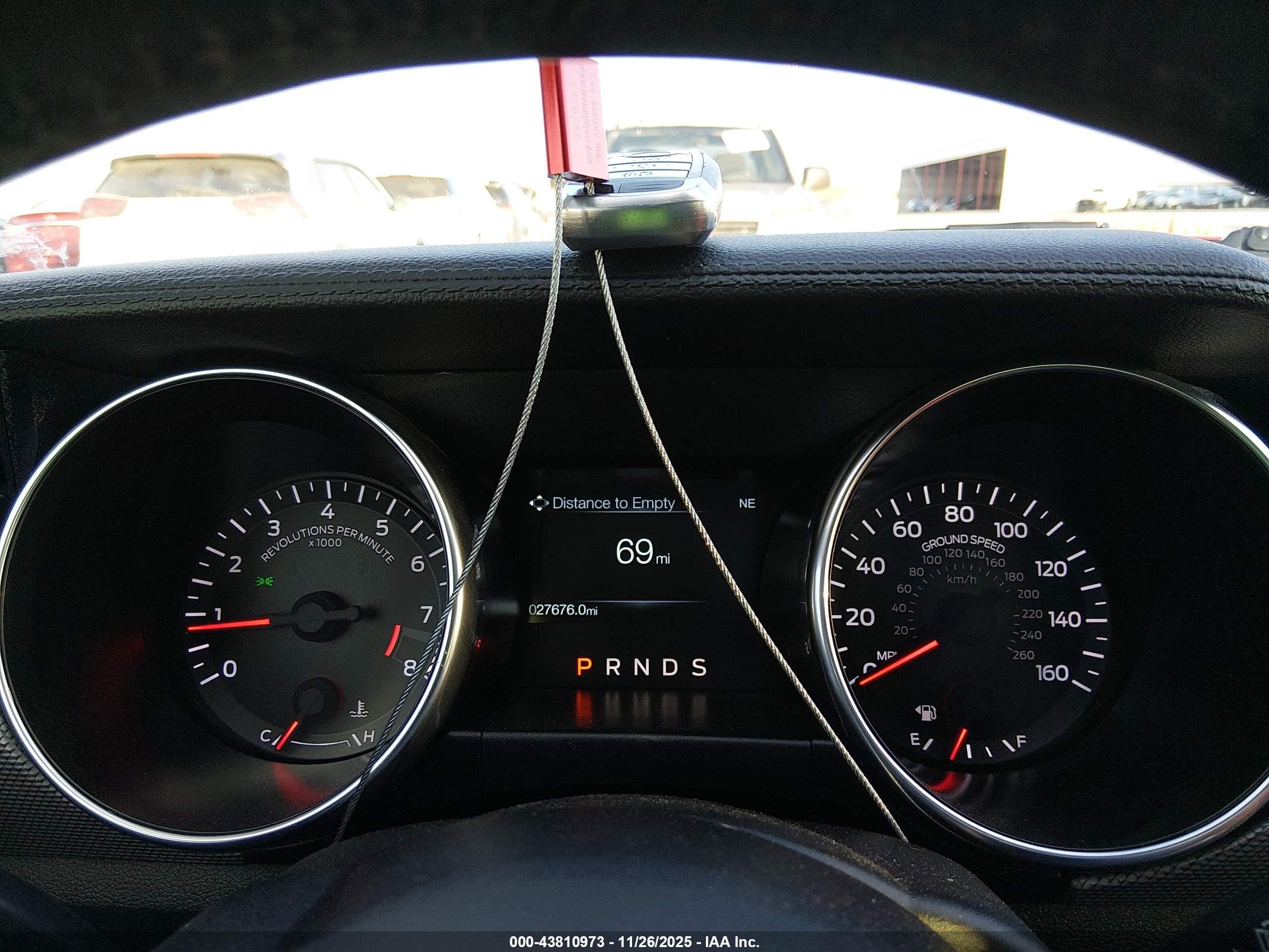FORD MUSTANG image 7